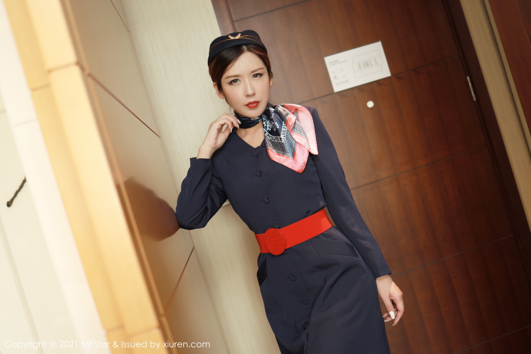 模范学院 [MFStar] 2021.01.12 VOL.437 Isabelle贵贵 秀人套图 第3张