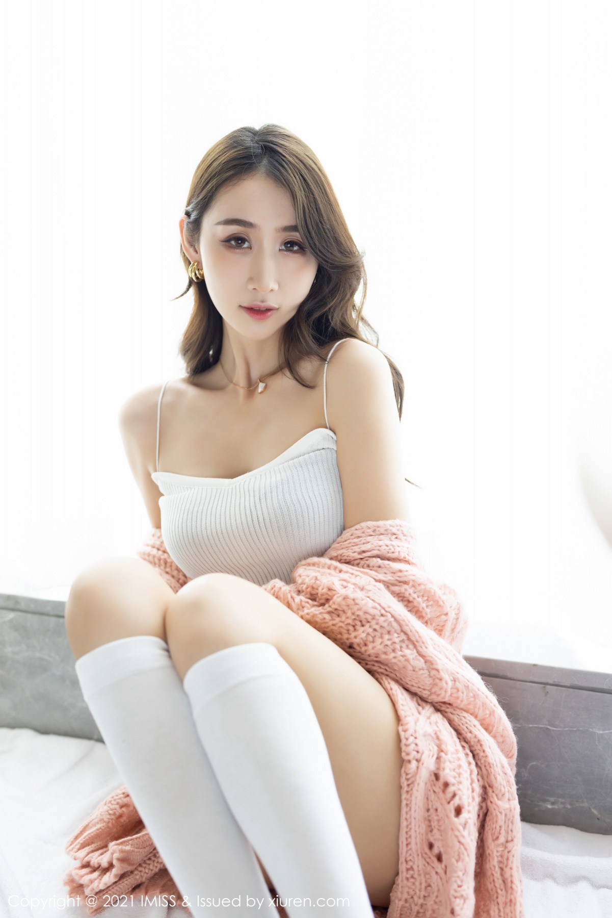 爱蜜社 [IMISS] 2021.03.10 VOL.561 萌白酱 秀人套图 第3张