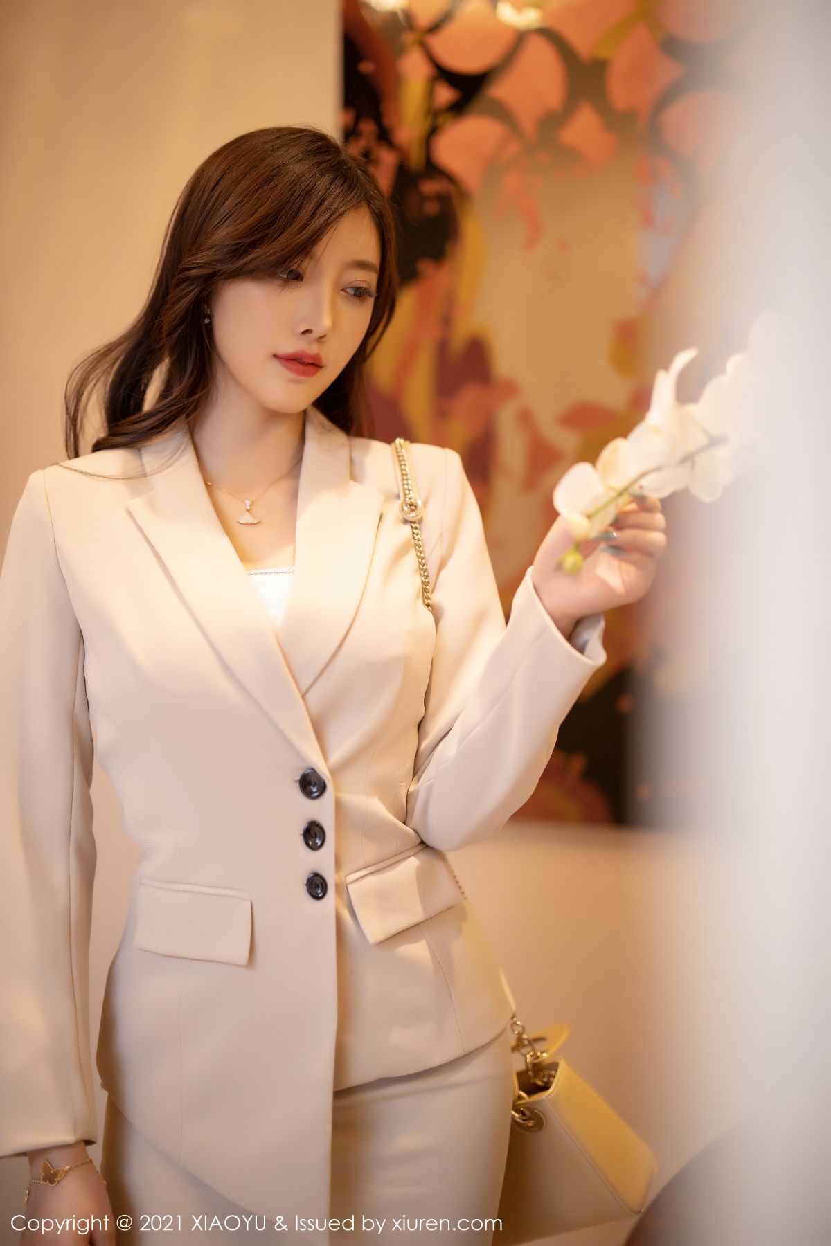 语画界 [XIAOYU] 2021.02.26 VOL.477 杨晨晨sugar 秀人套图 第3张