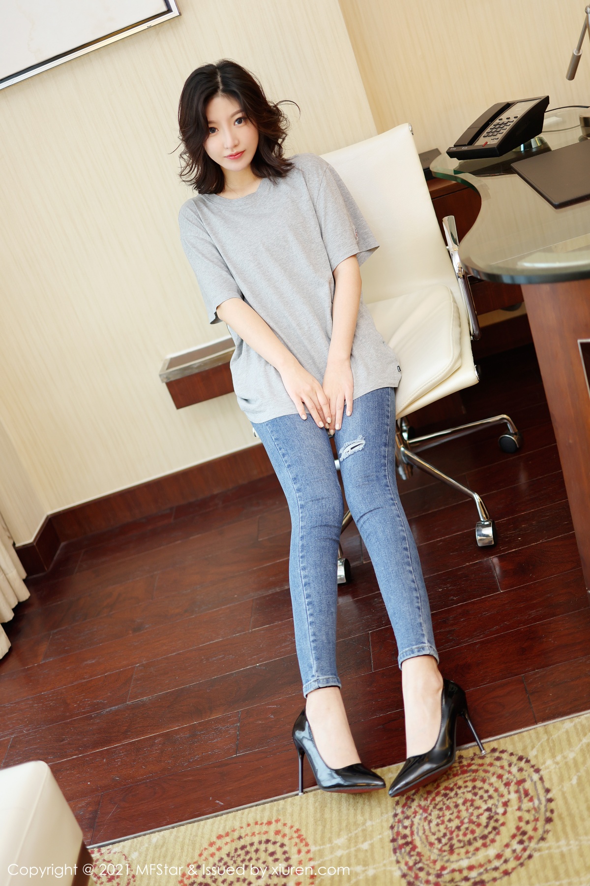 模范学院 [MFStar] 2021.03.26 VOL.474 人间荒糖 秀人套图 第5张