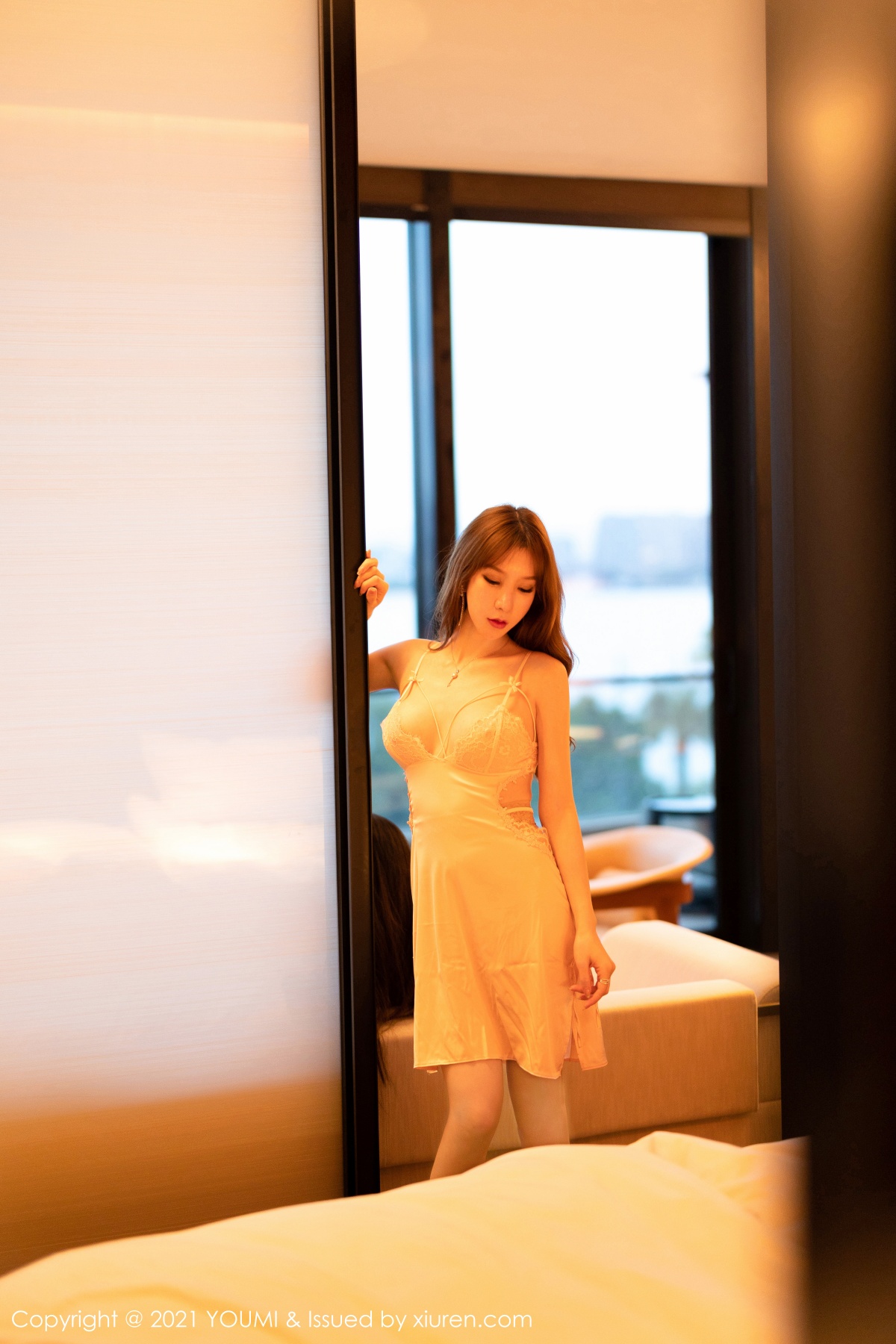 尤蜜荟 [YOUMI] 2021.03.17 VOL.616 周于希Sandy 秀人套图 第2张