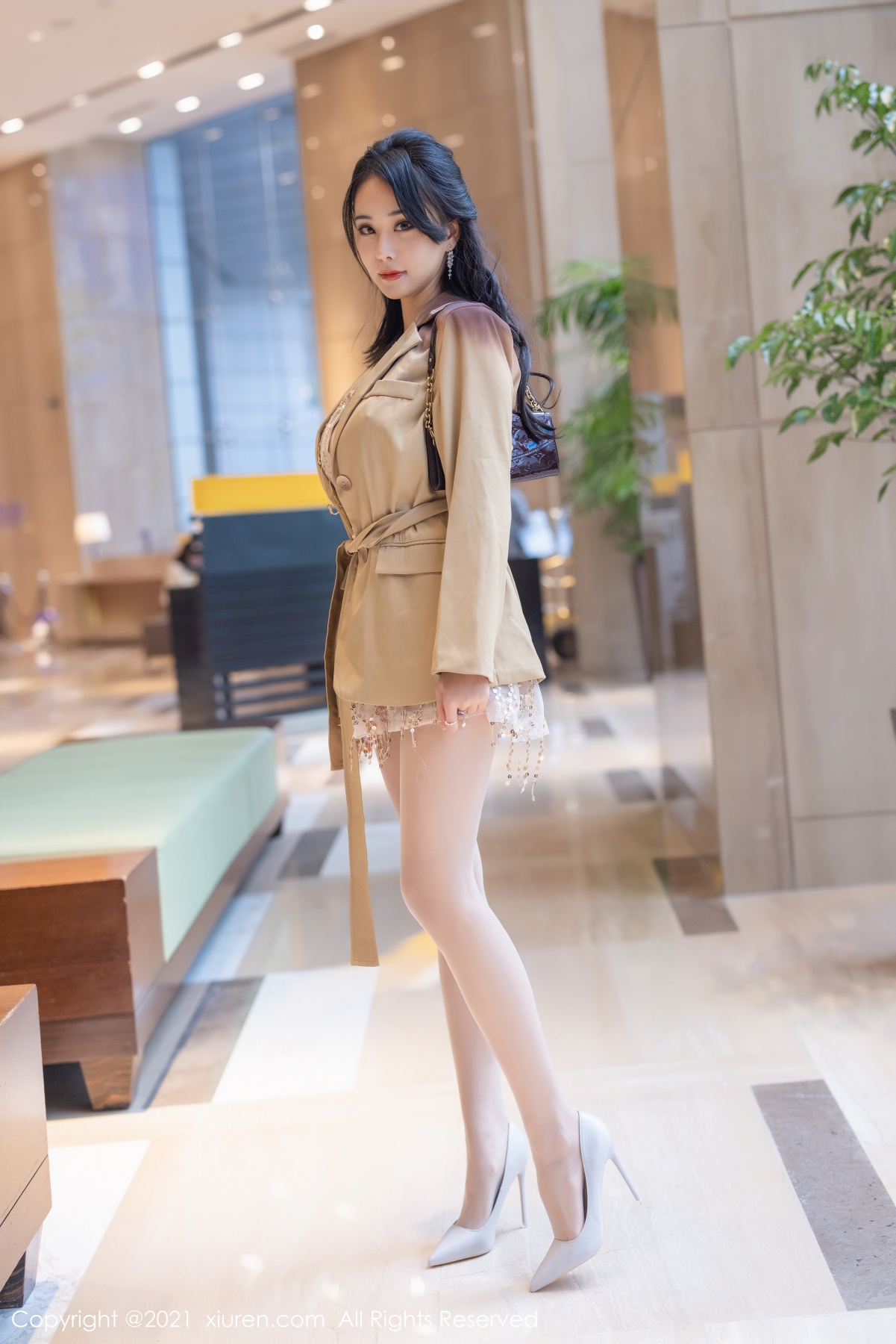 秀人 [XIUREN] 2021.05.07 蓝夏Akasha 秀人套图 第3张
