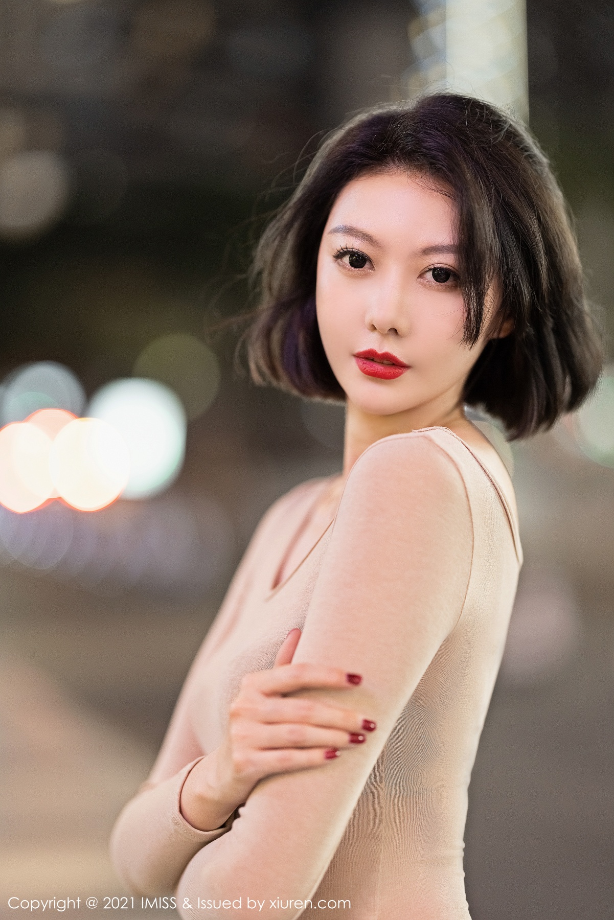 爱蜜社 [IMISS] 2021.06.04 VOL.600 艺轩 秀人套图 第4张
