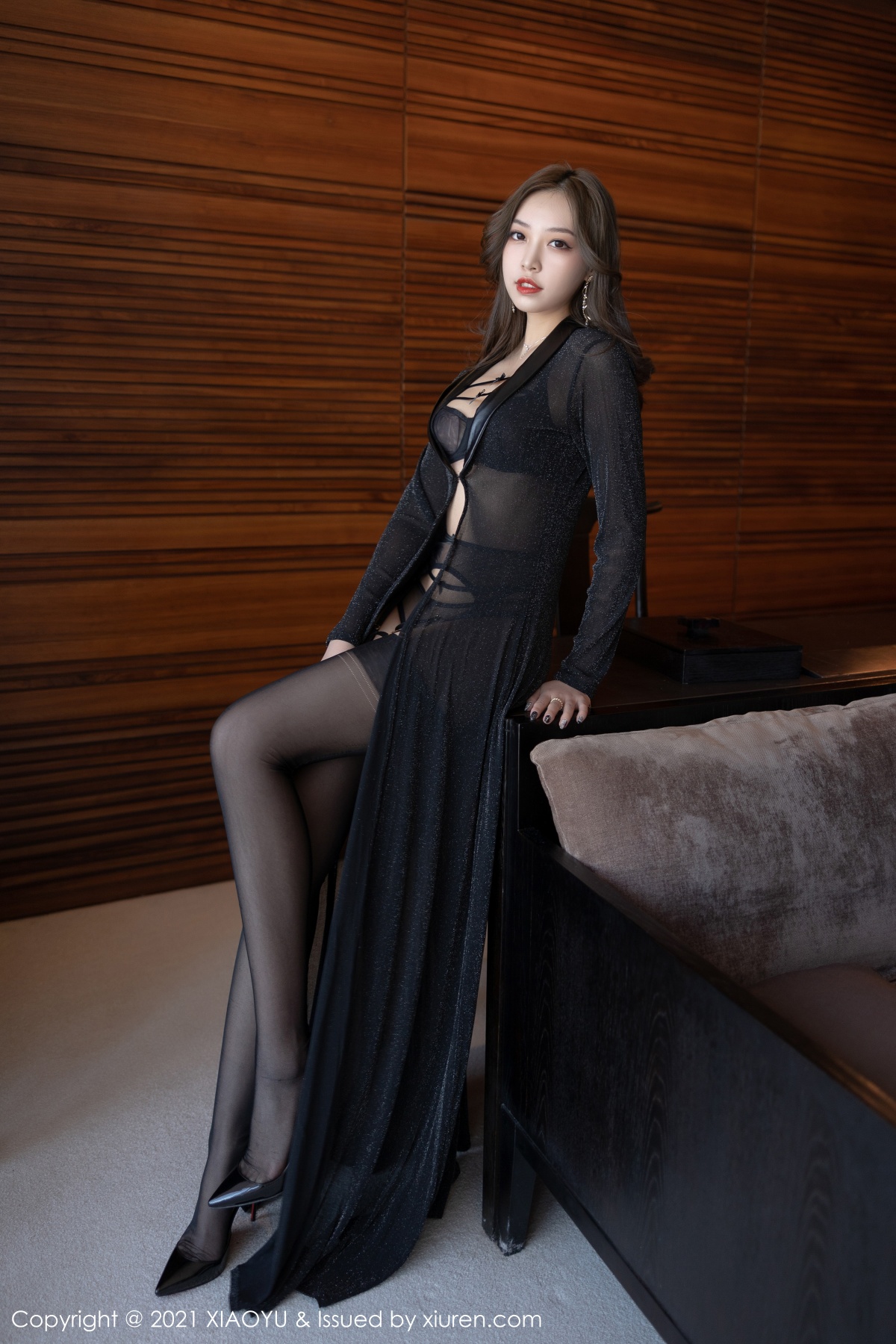 语画界 [XIAOYU] 2021.06.15 VOL.549 郑颖姗Bev 秀人套图 第3张