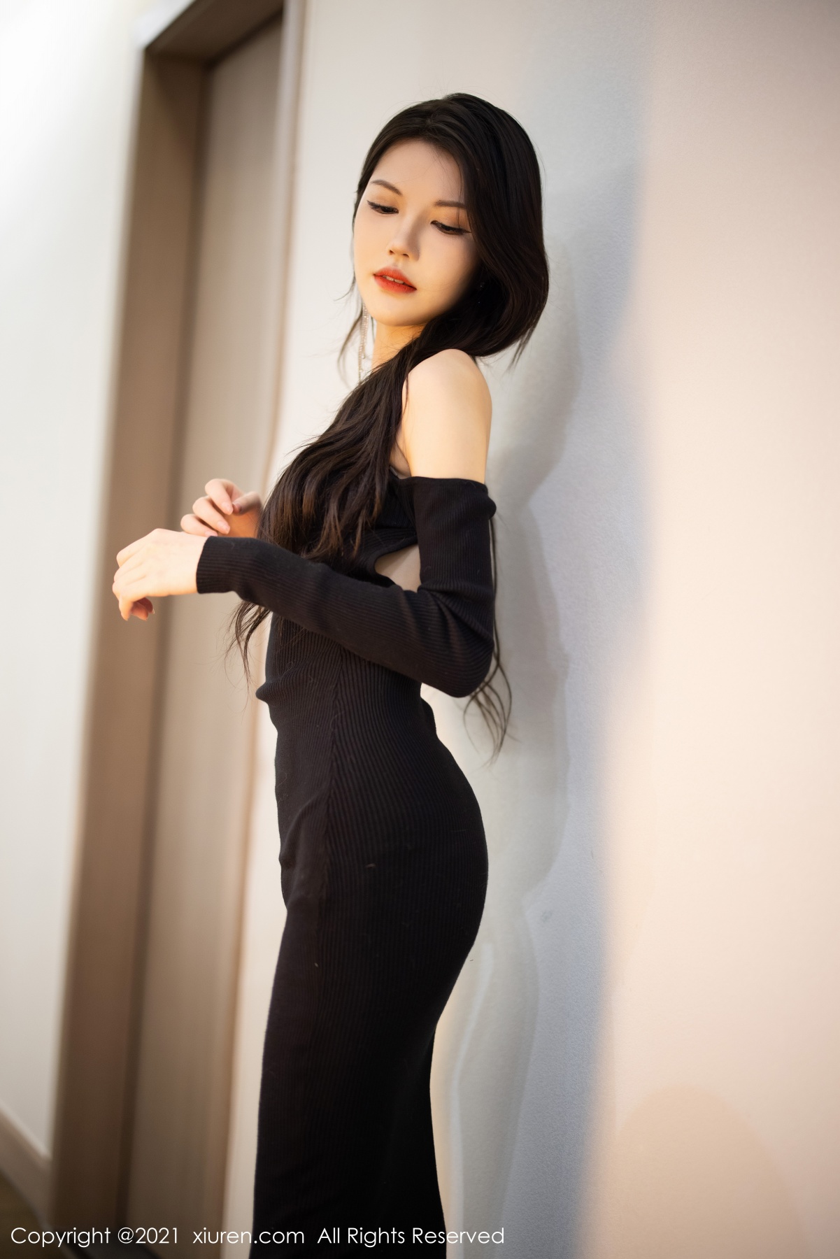 秀人 [XIUREN] 2021.08.19 媛媛酱belle 秀人套图 第2张