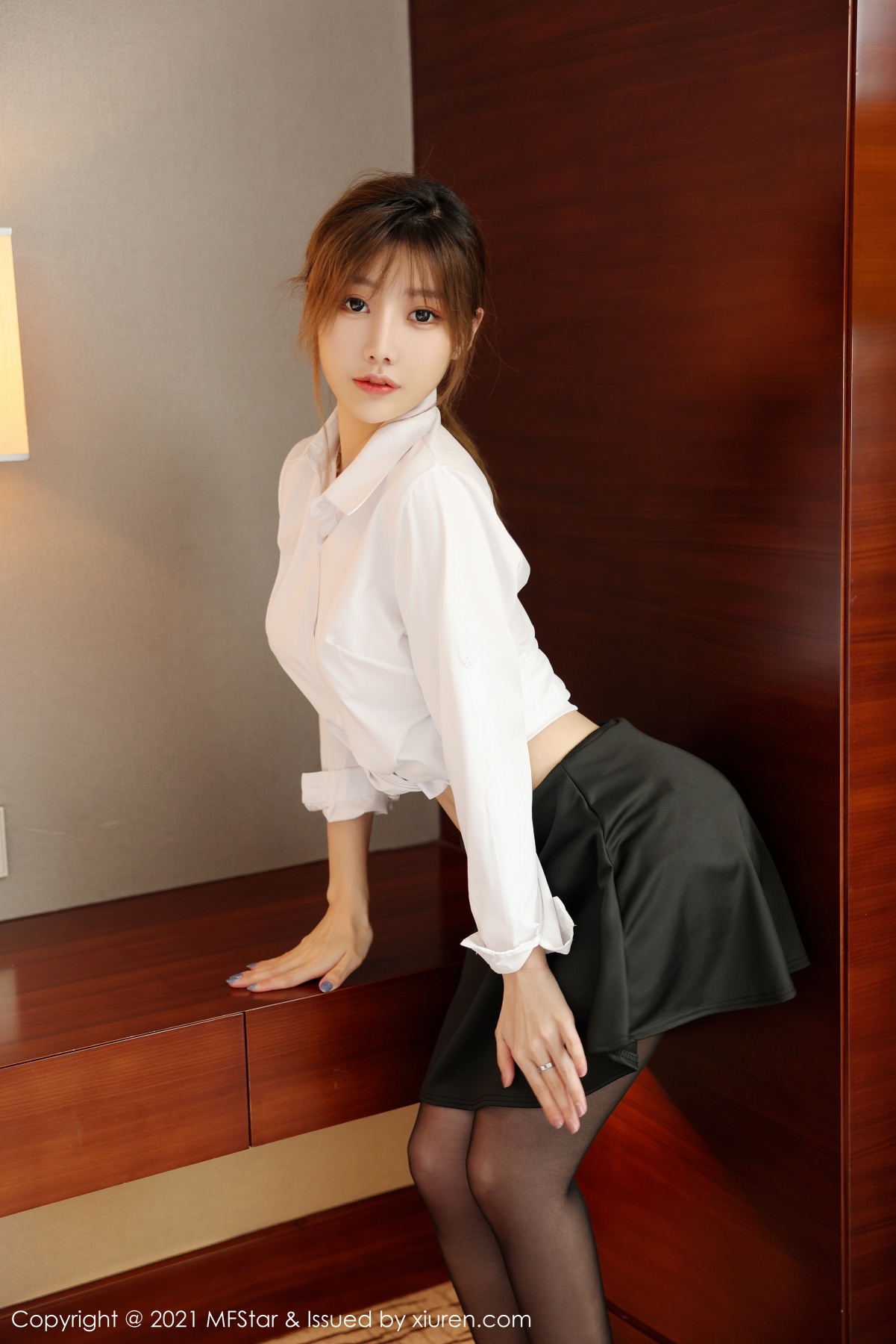 模范学院 [MFStar] 2021.08.13 VOL.525 李颖煊baby 秀人套图 第4张