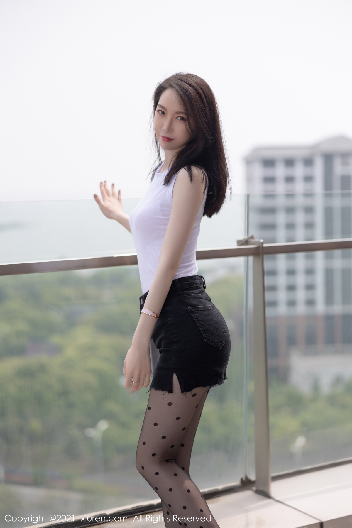 秀人 [XIUREN] 2021.08.09 梦心月 秀人套图 第2张