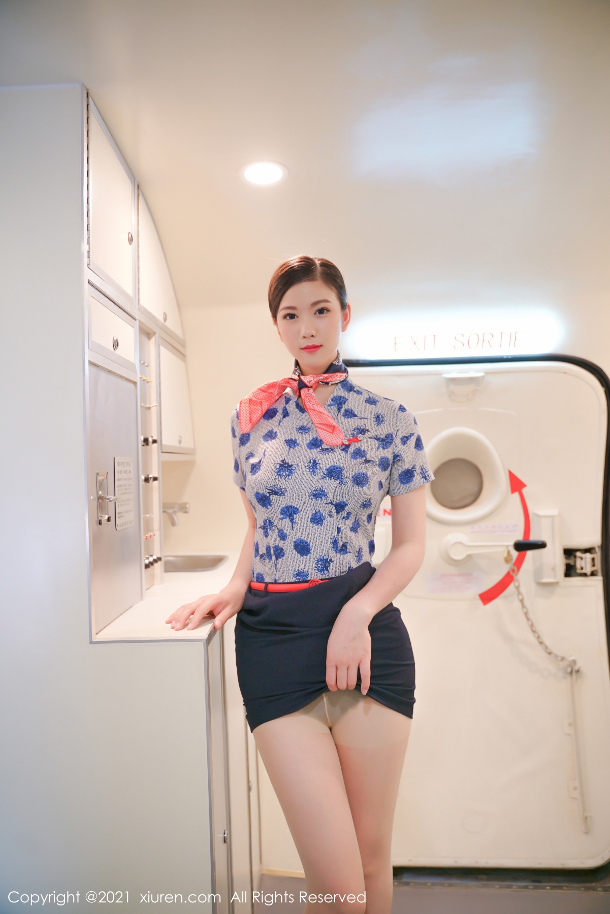 秀人 [XIUREN] 2021.09.15 李雅柔182CM 秀人套图 第3张