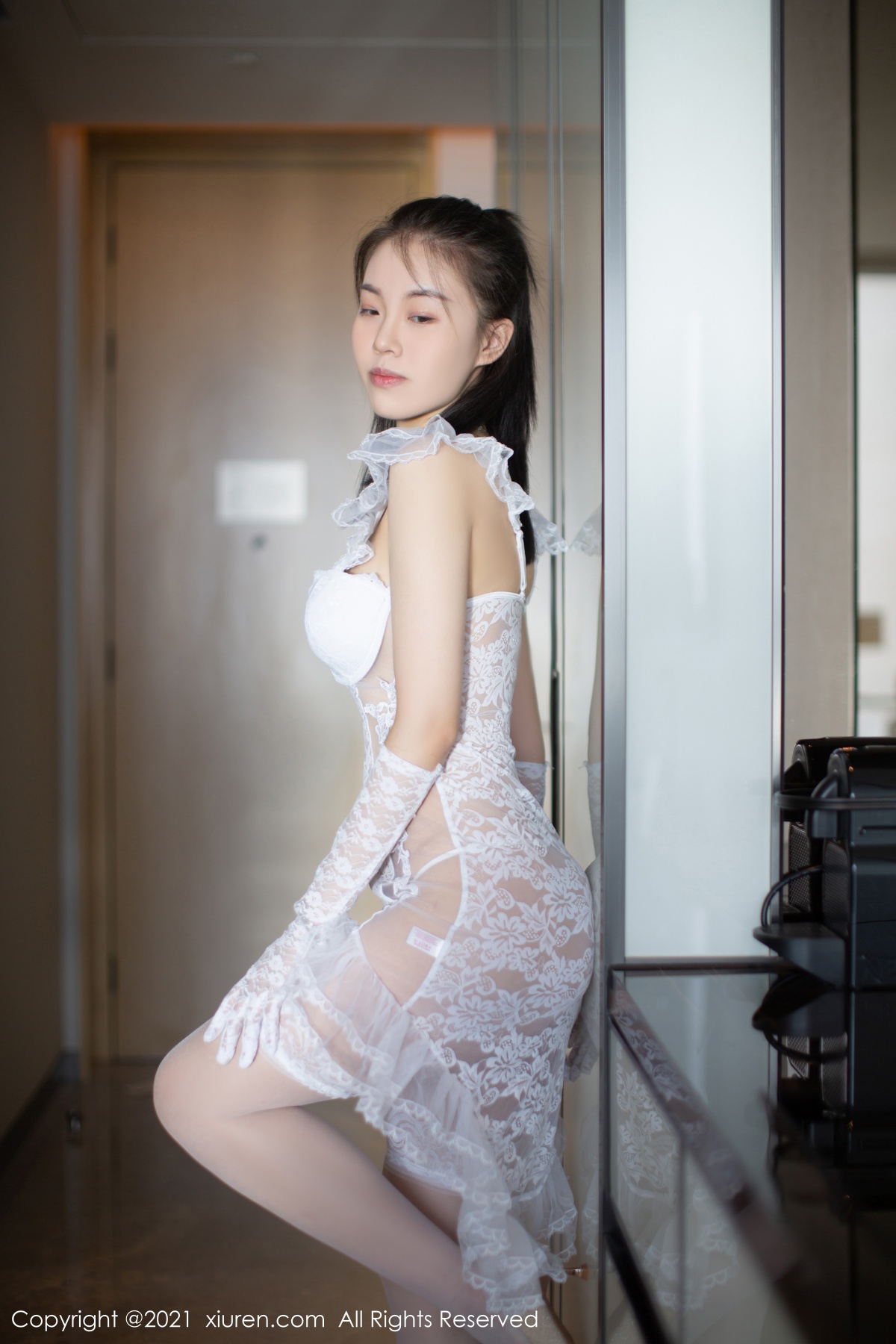 秀人 [XIUREN] 2021.10.26 一颗甜蛋黄a 秀人套图 第2张