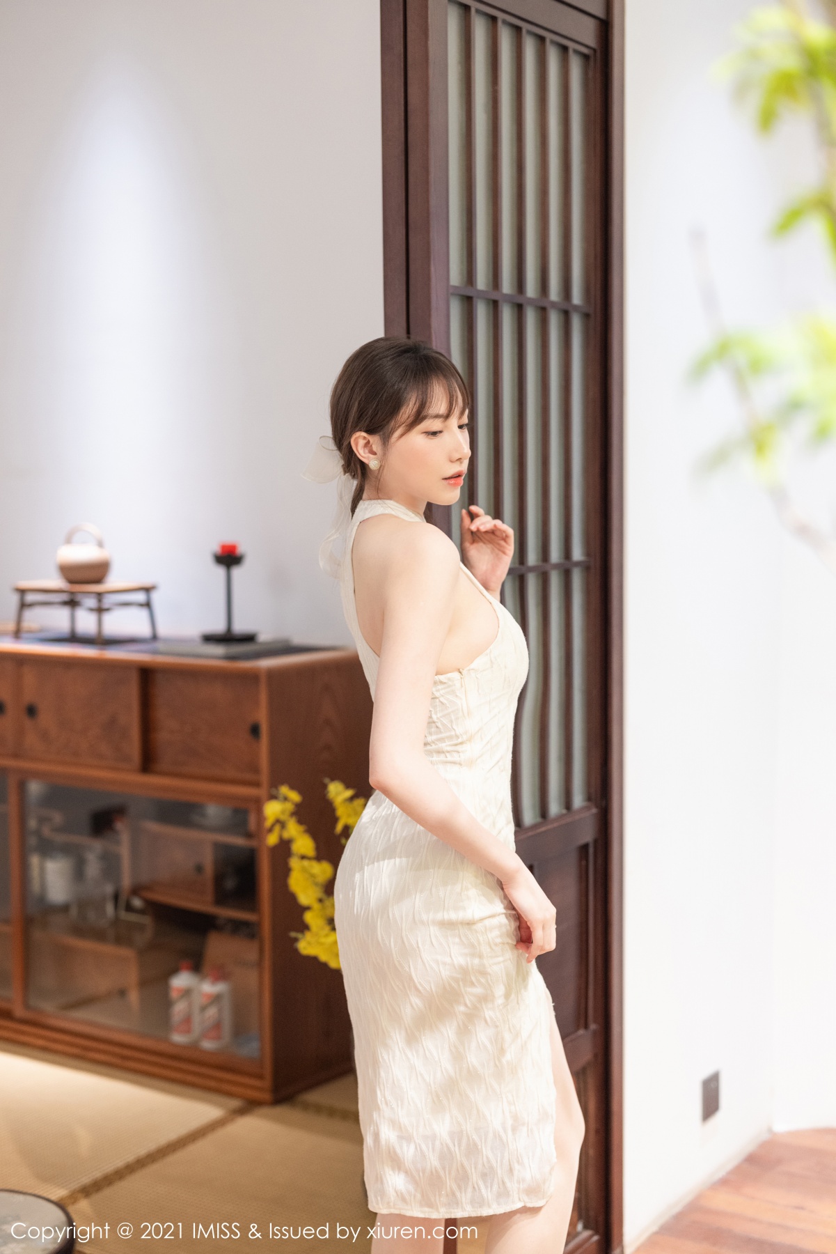 爱蜜社 [IMISS] 2021.10.09 VOL.636 Lynn刘奕宁 秀人套图 第3张