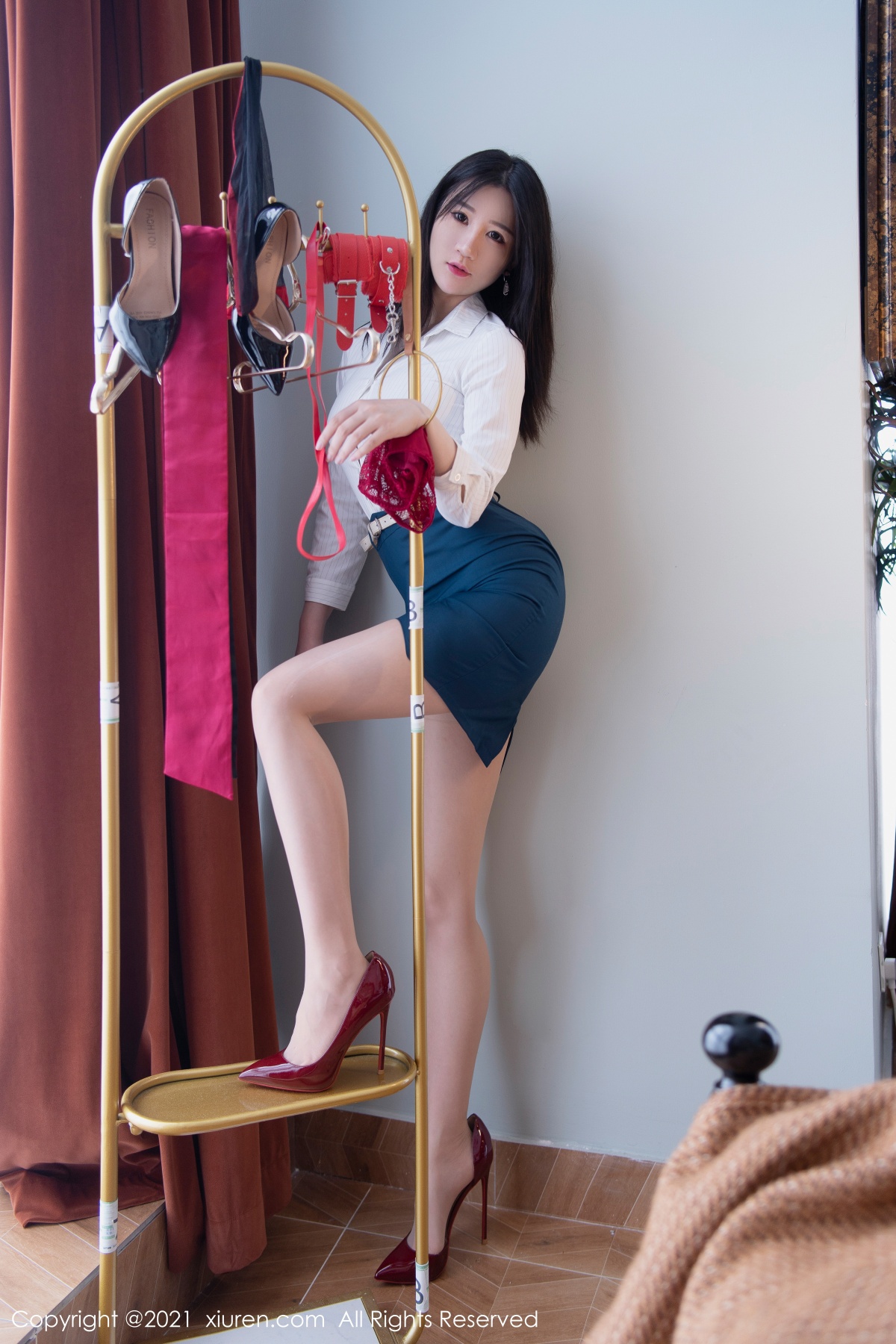 秀人 [XIUREN] 2021.09.30 顾乔楠Cora 秀人套图 第2张