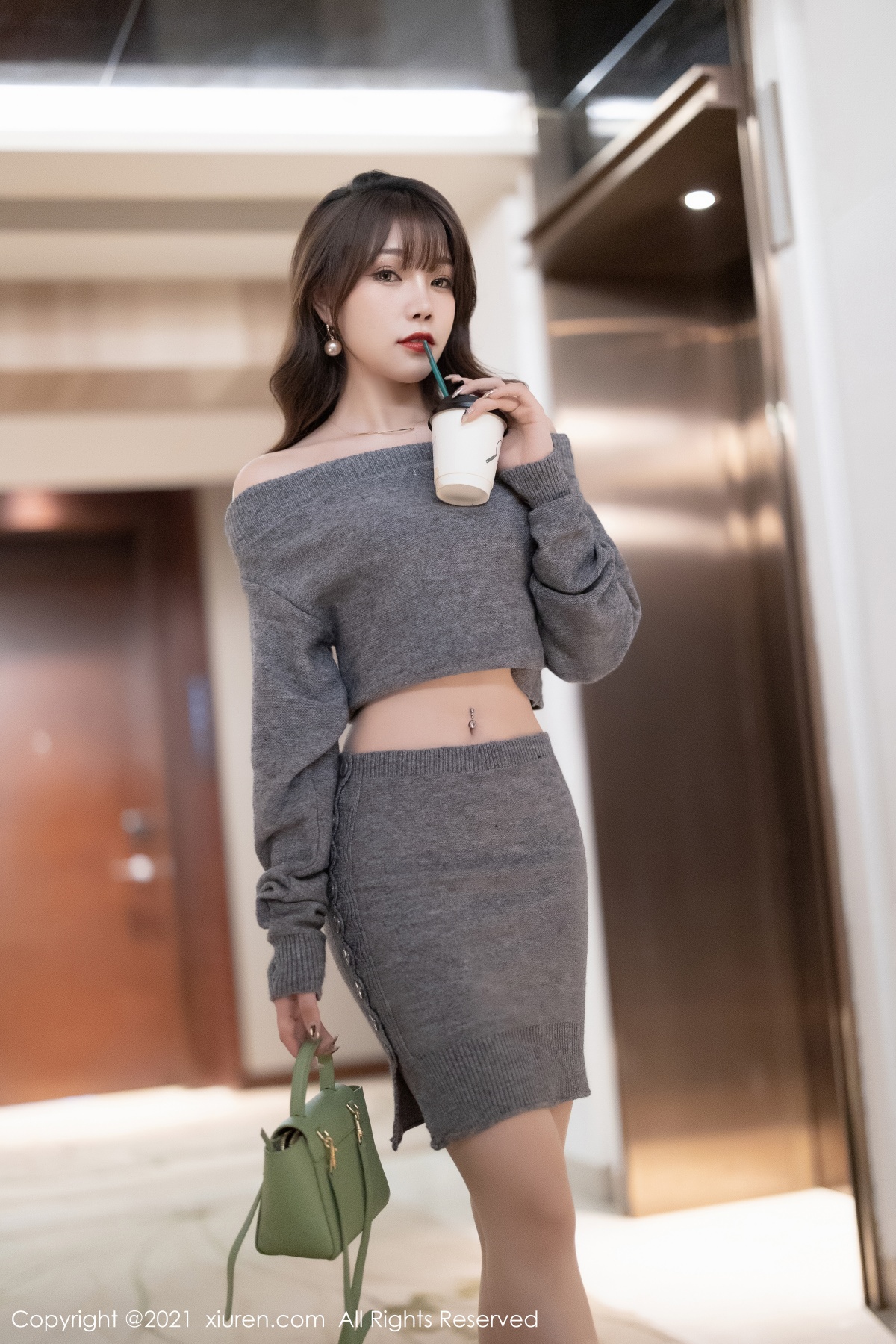 秀人 [XIUREN] 2021.11.18 芝芝Booty 秀人套图 第3张