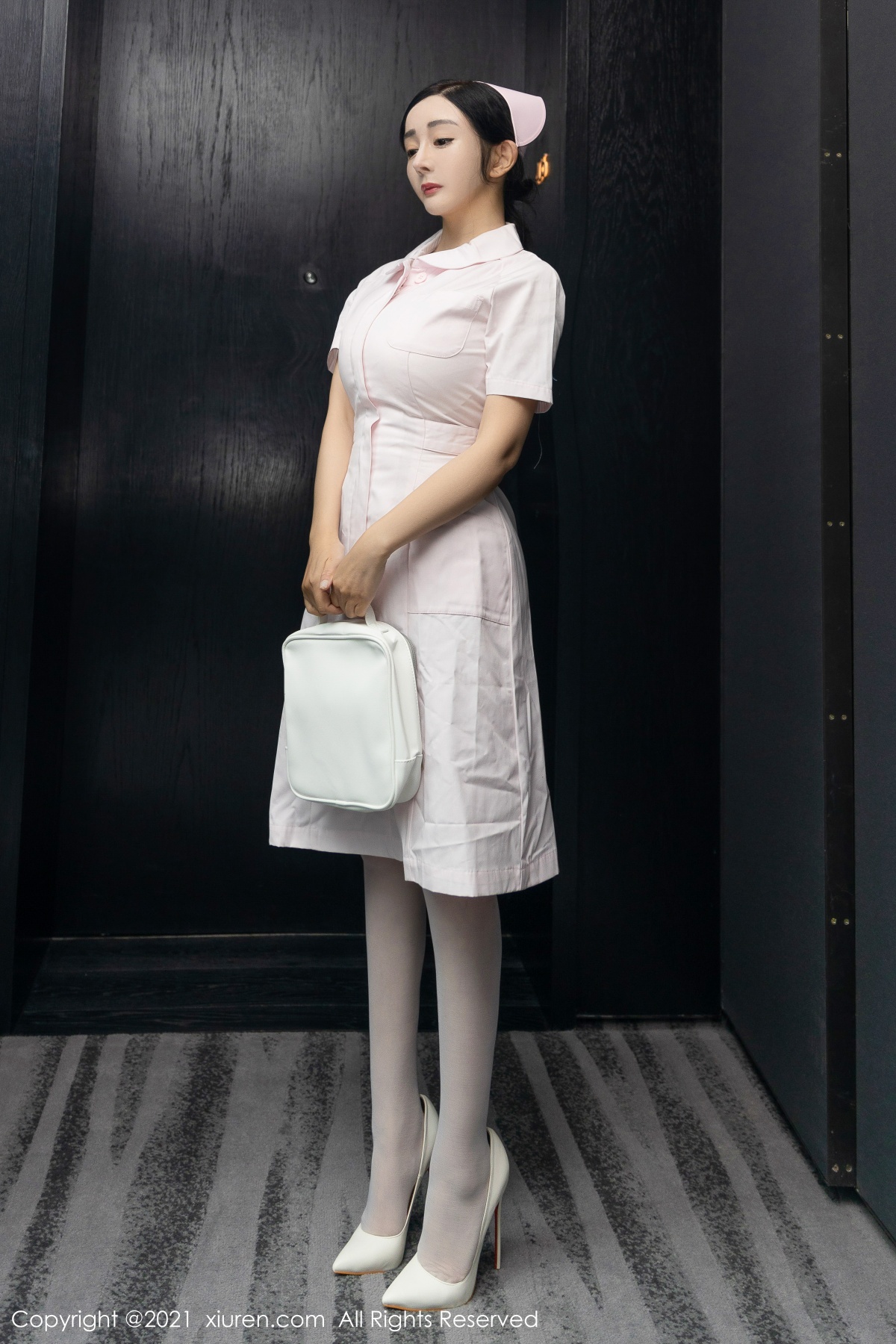 秀人 王雨纯 [XIUREN] 2021.11.12 模特合集 秀人套图 第2张