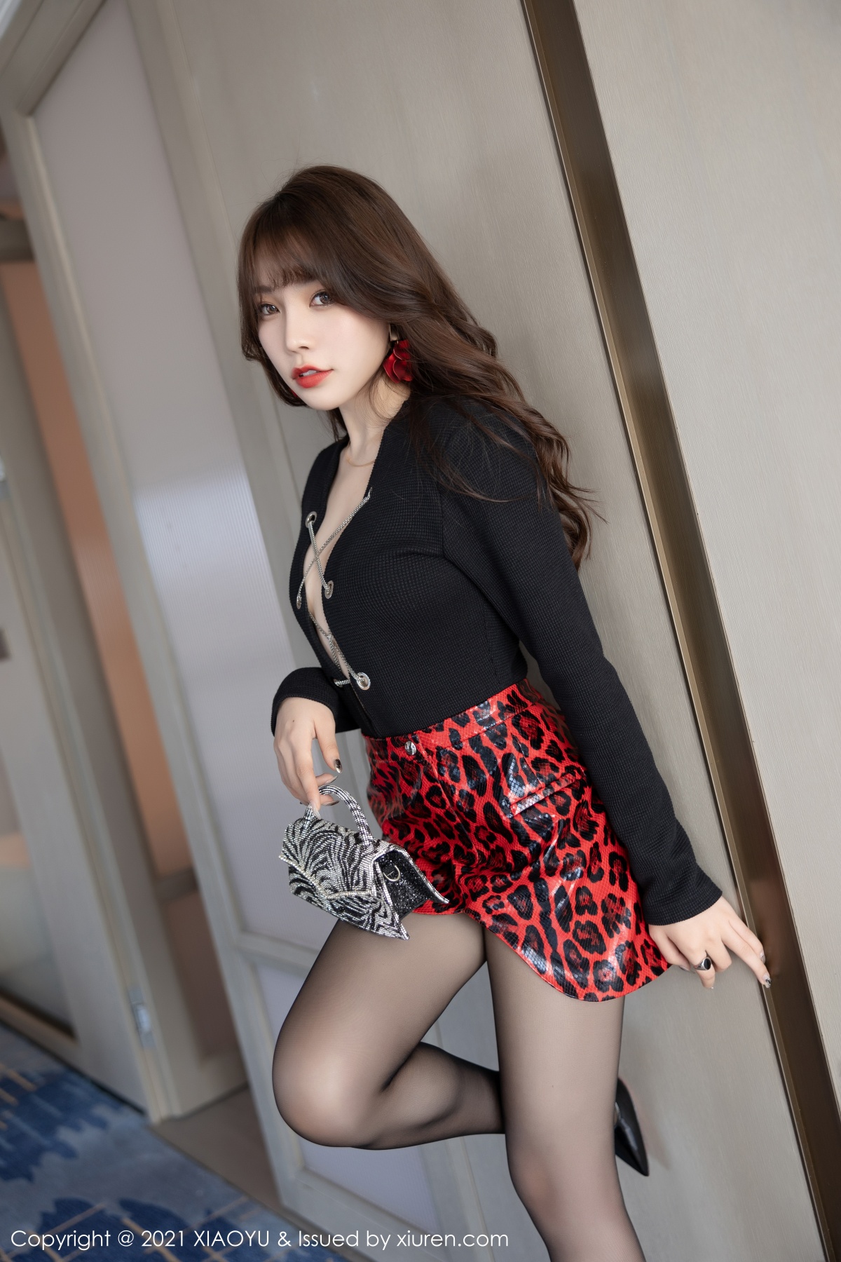 语画界 [XIAOYU] 2021.11.08 VOL.649 芝芝Booty 秀人套图 第4张