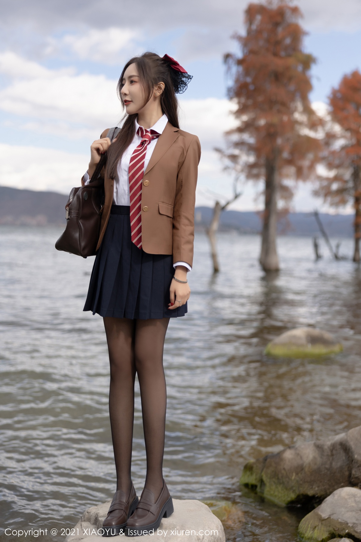 语画界 [XIAOYU] 2021.12.28 VOL.685 王馨瑶yanni 秀人套图 第2张