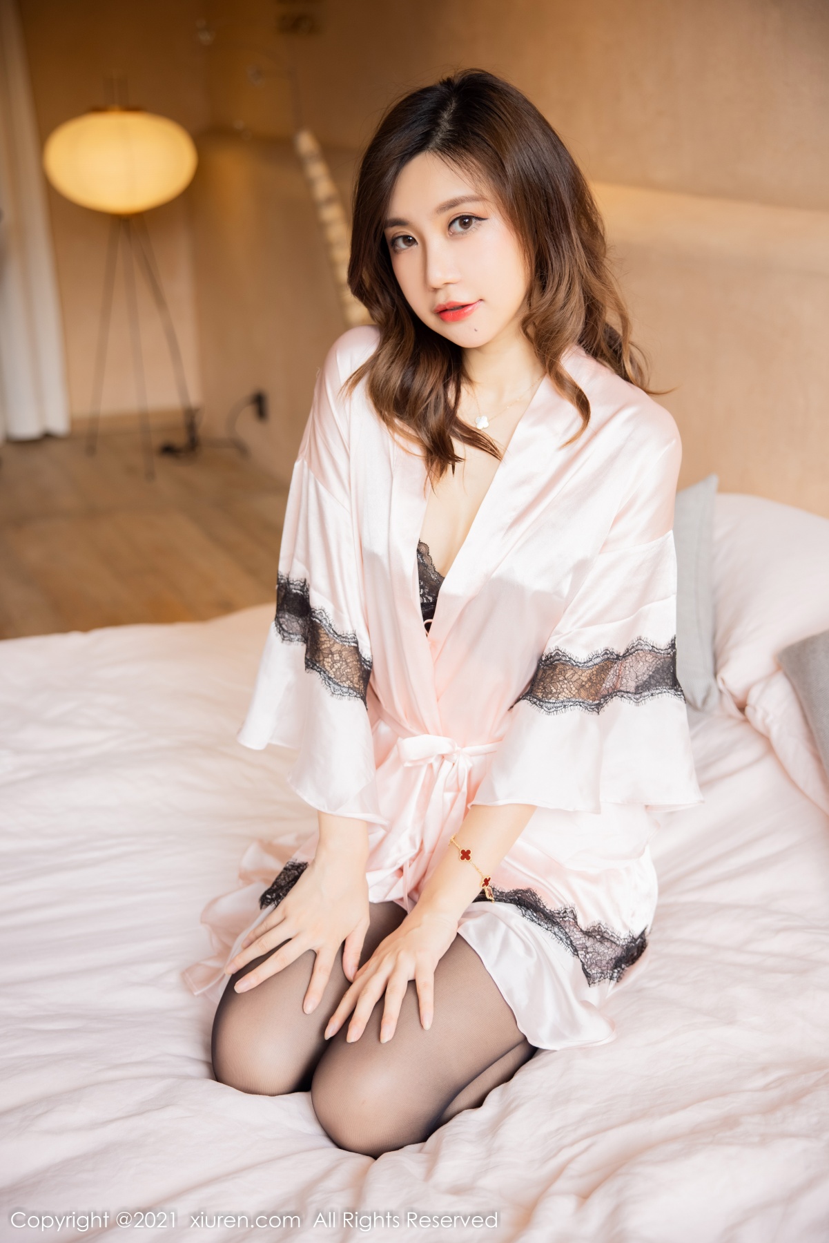 秀人 [XIUREN] 2021.12.28 绮里嘉ula 秀人套图 第4张