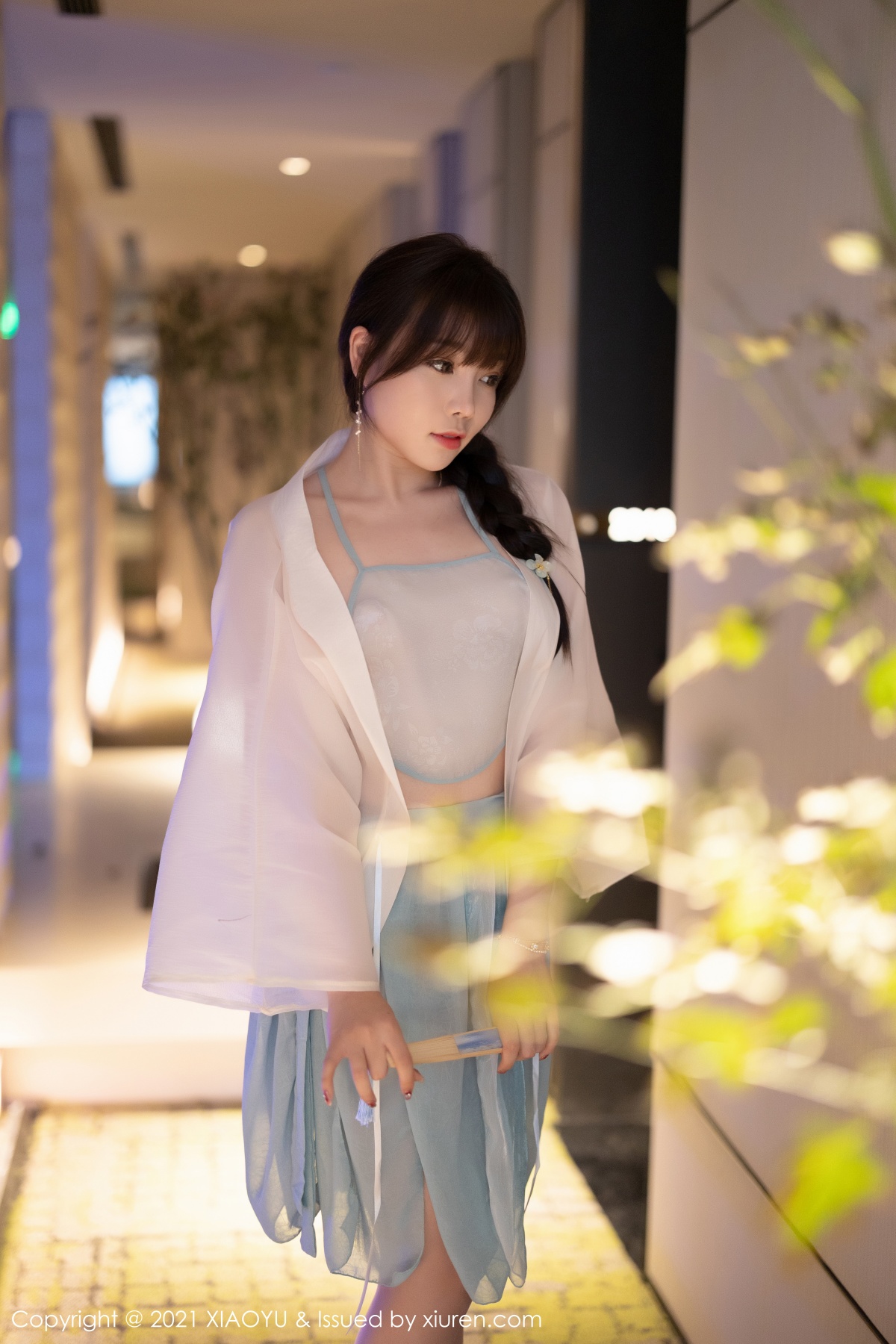 语画界 [XIAOYU] 2021.12.20 VOL.679 芝芝Booty 秀人套图 第3张