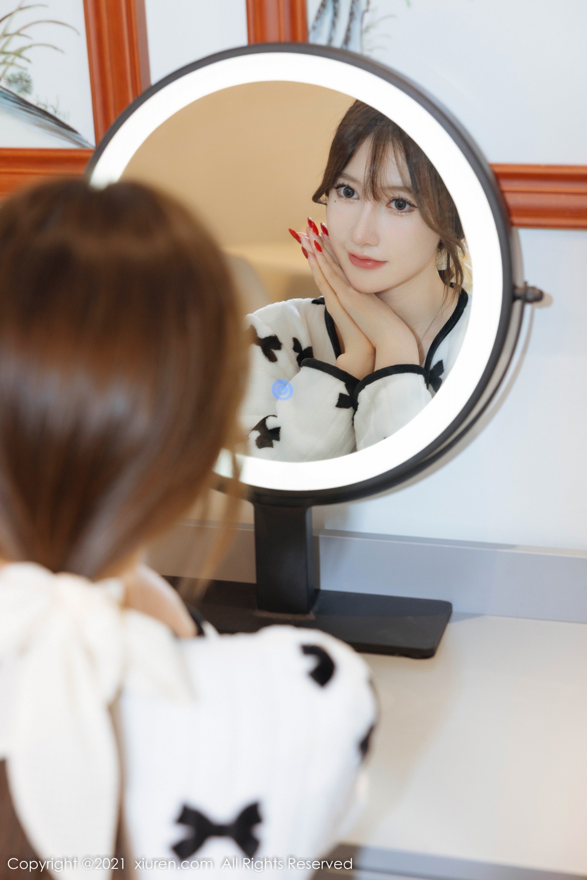 秀人 [XIUREN] 2021.12.21 美桃酱 秀人套图 第4张