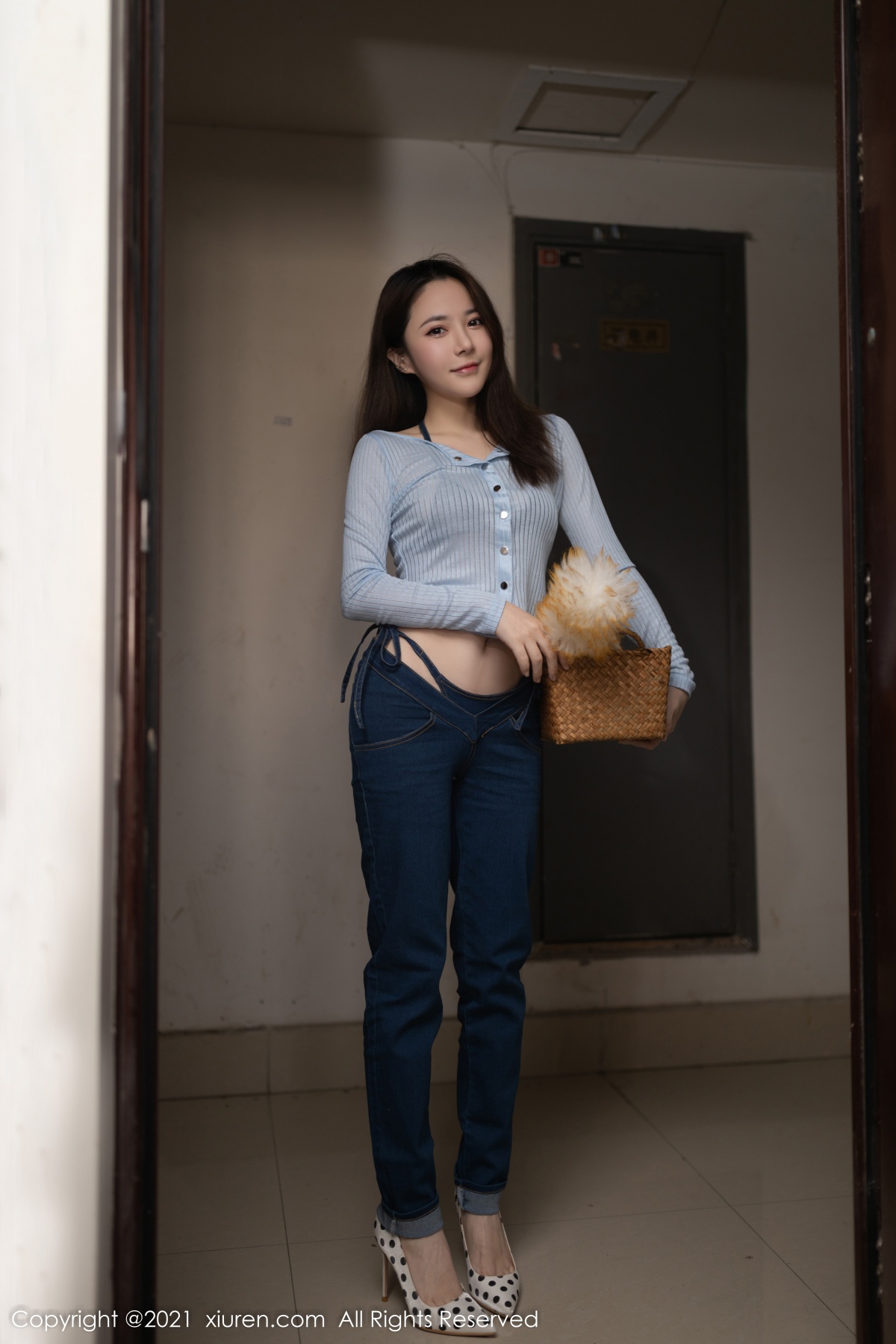 秀人 [XIUREN] 2021.12.17 鱼子酱Fish 秀人套图 第2张