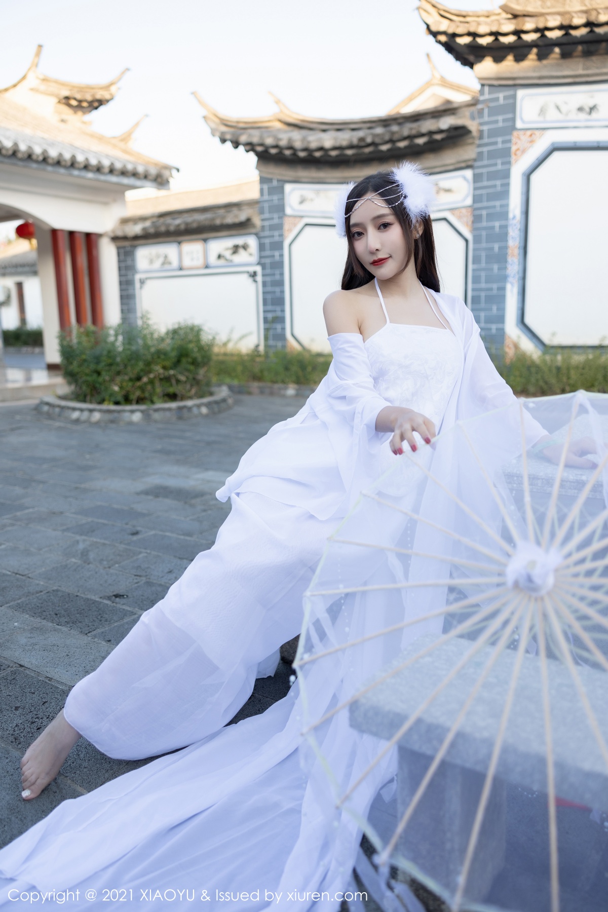语画界 [XIAOYU] 2021.12.09 VOL.672 王馨瑶yanni 秀人套图 第2张
