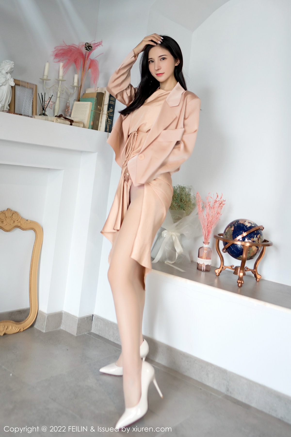 嗲囡囡 [FEILIN] 2022.03.10 VOL.433 小蛮妖Yummy 秀人套图 第2张