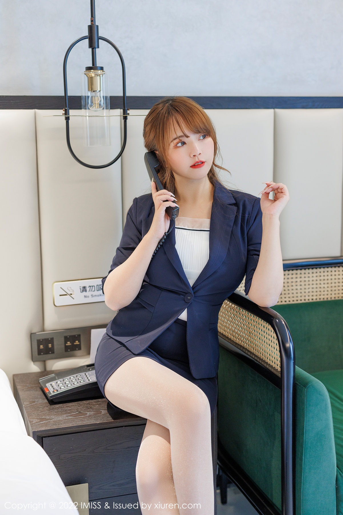 爱蜜社 [IMISS] 2022.04.19 VOL.678 张思允Nice 秀人套图 第3张