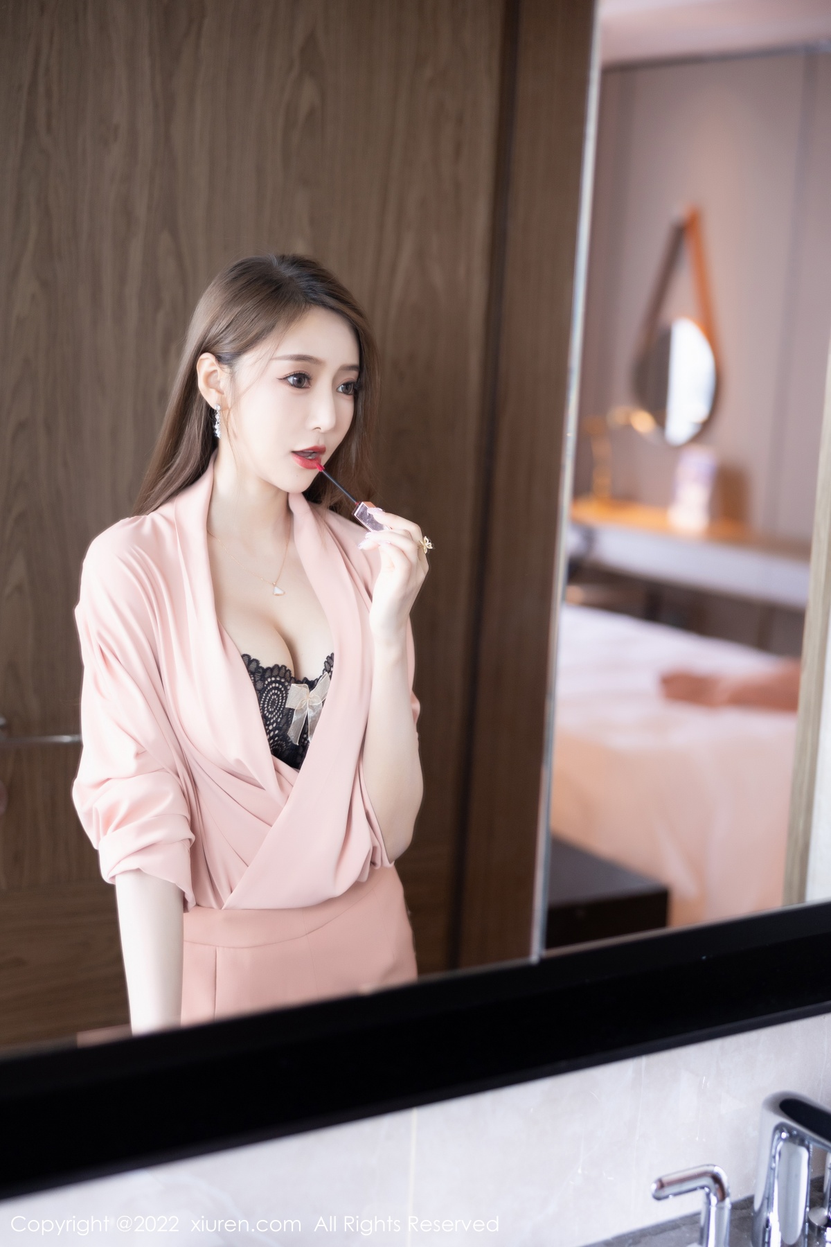 秀人 [XIUREN] 2022.07.11 王馨瑶yanni 秀人套图 第3张