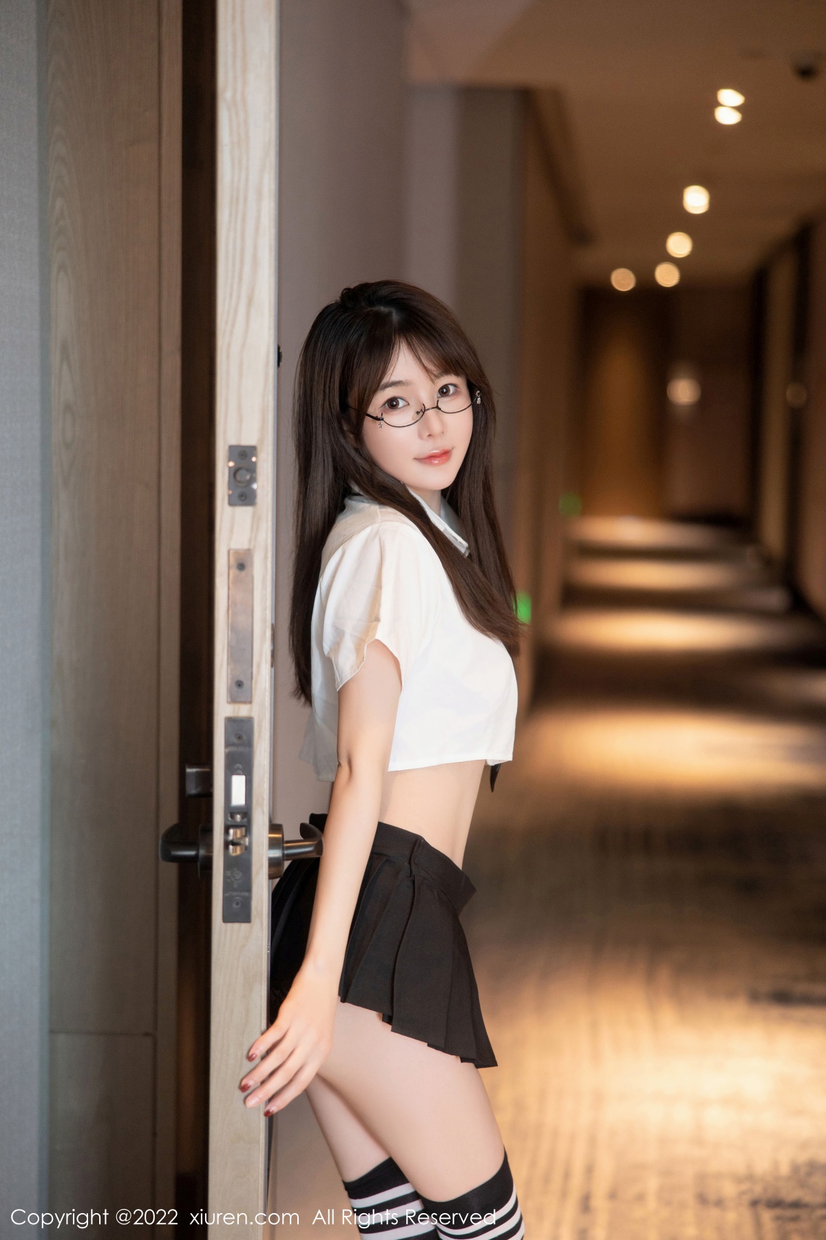 秀人 [XIUREN] 2022.08.01 婠婠么 秀人套图 第3张