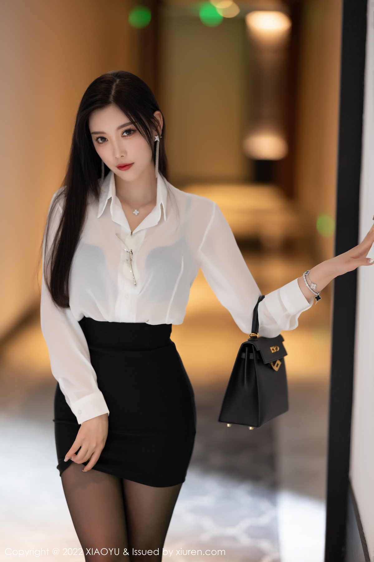 语画界 [XIAOYU] 2022.09.16 VOL.865 杨晨晨Yome 秀人套图 第3张