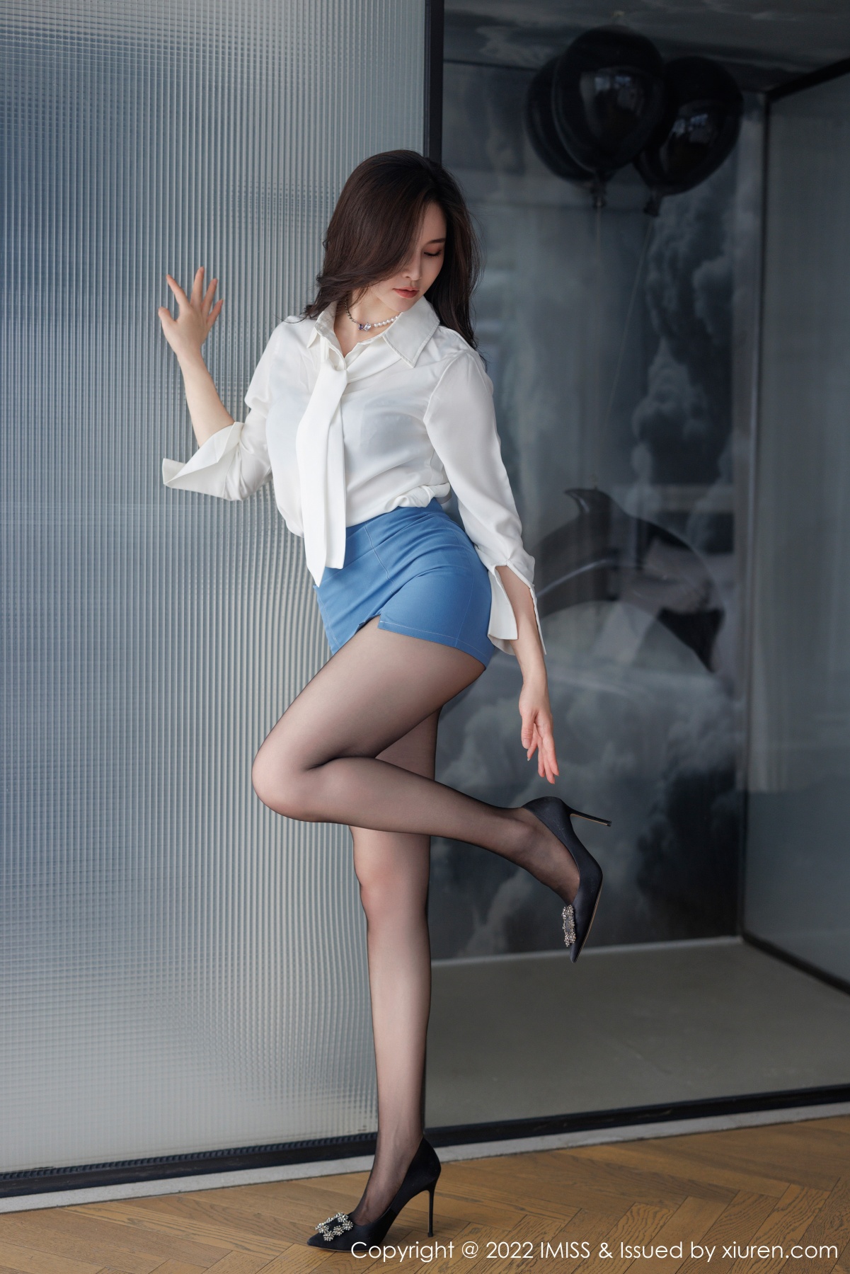 爱蜜社 [IMISS] 2022.09.19 VOL.700 Vanessa 秀人套图 第4张