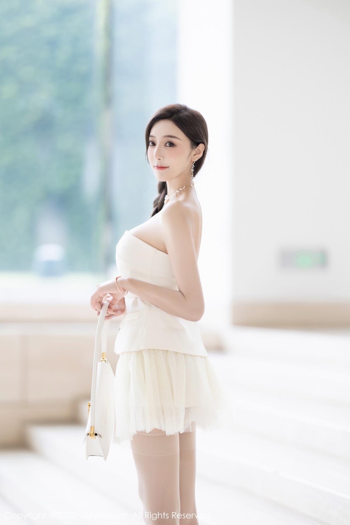 秀人 [XIUREN] 2022.09.02 王馨瑶yanni 秀人套图 第3张
