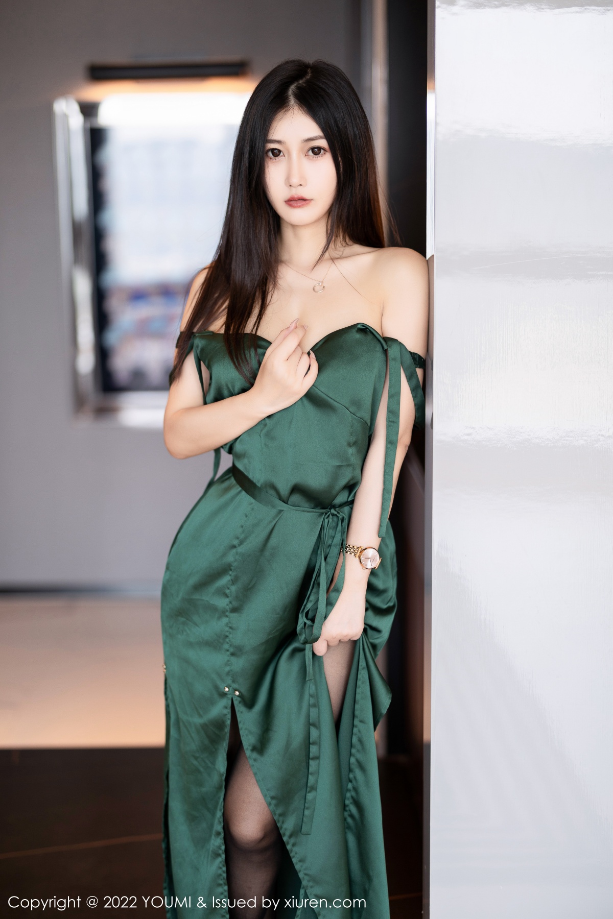 尤蜜荟 [YOUMI] 2022.08.31 VOL.837 laura阿姣 秀人套图 第2张