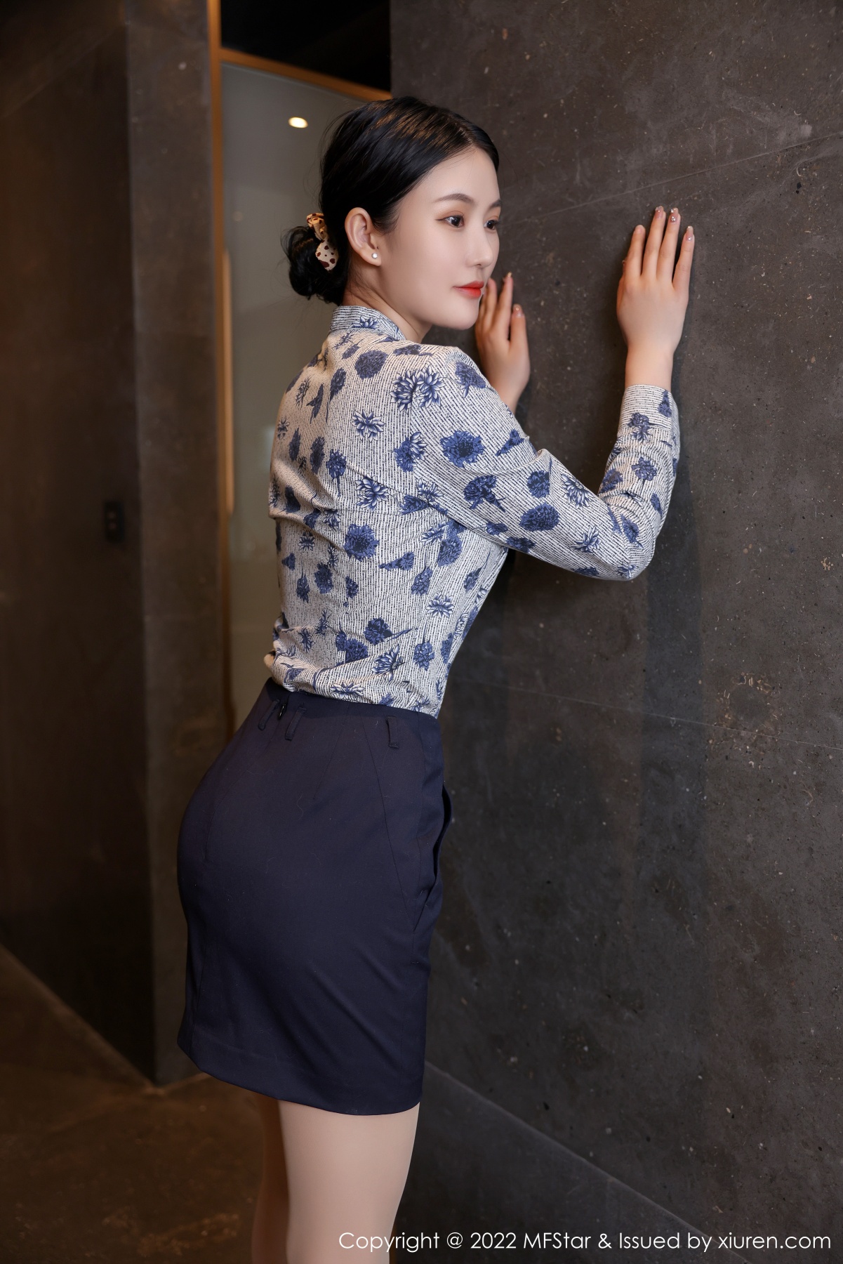 模范学院 [MFStar] 2022.10.09 VOL.569 Ai西西里 秀人套图 第3张