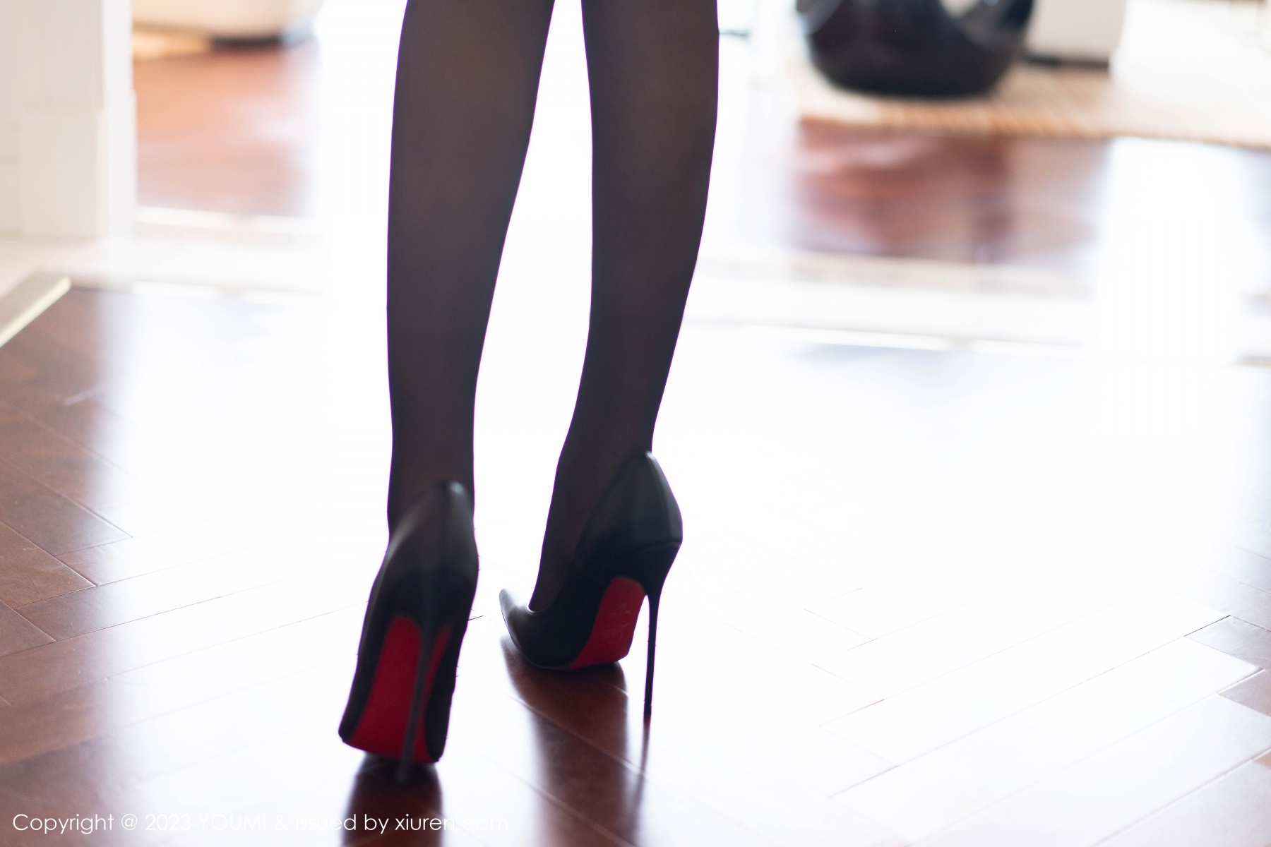 尤蜜荟 [YOUMI] 2023.06.12 VOL.950 允爾 秀人套图 第5张
