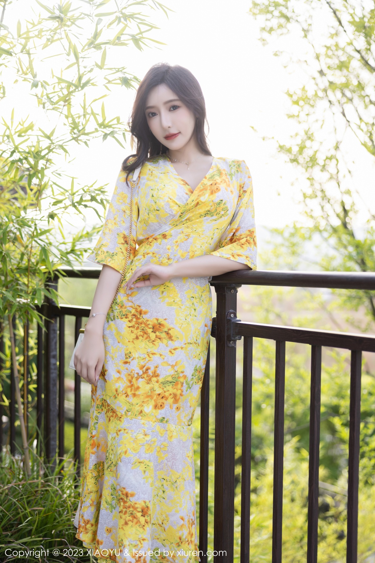 语画界 [XIAOYU] 2023.06.06 VOL.1043 王馨瑶yanni 秀人套图 第2张