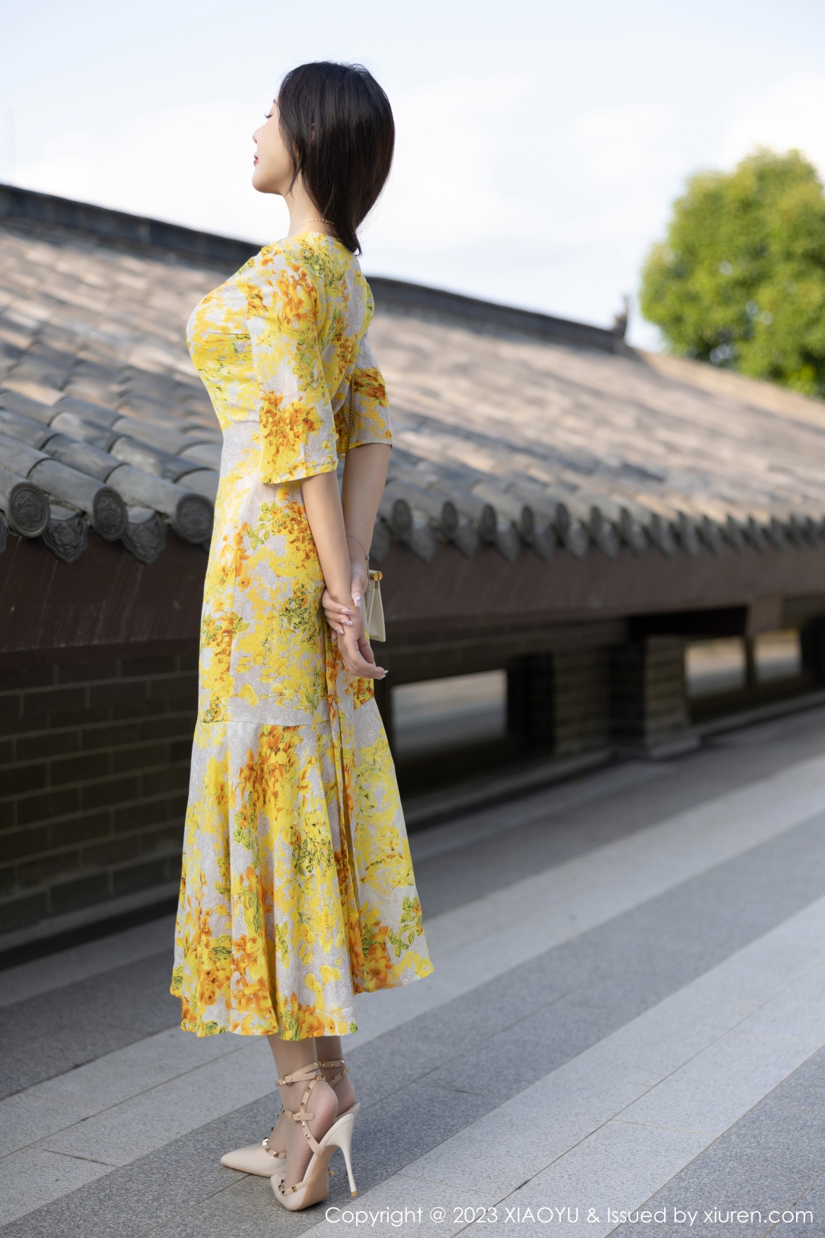 语画界 [XIAOYU] 2023.06.06 VOL.1043 王馨瑶yanni 秀人套图 第4张