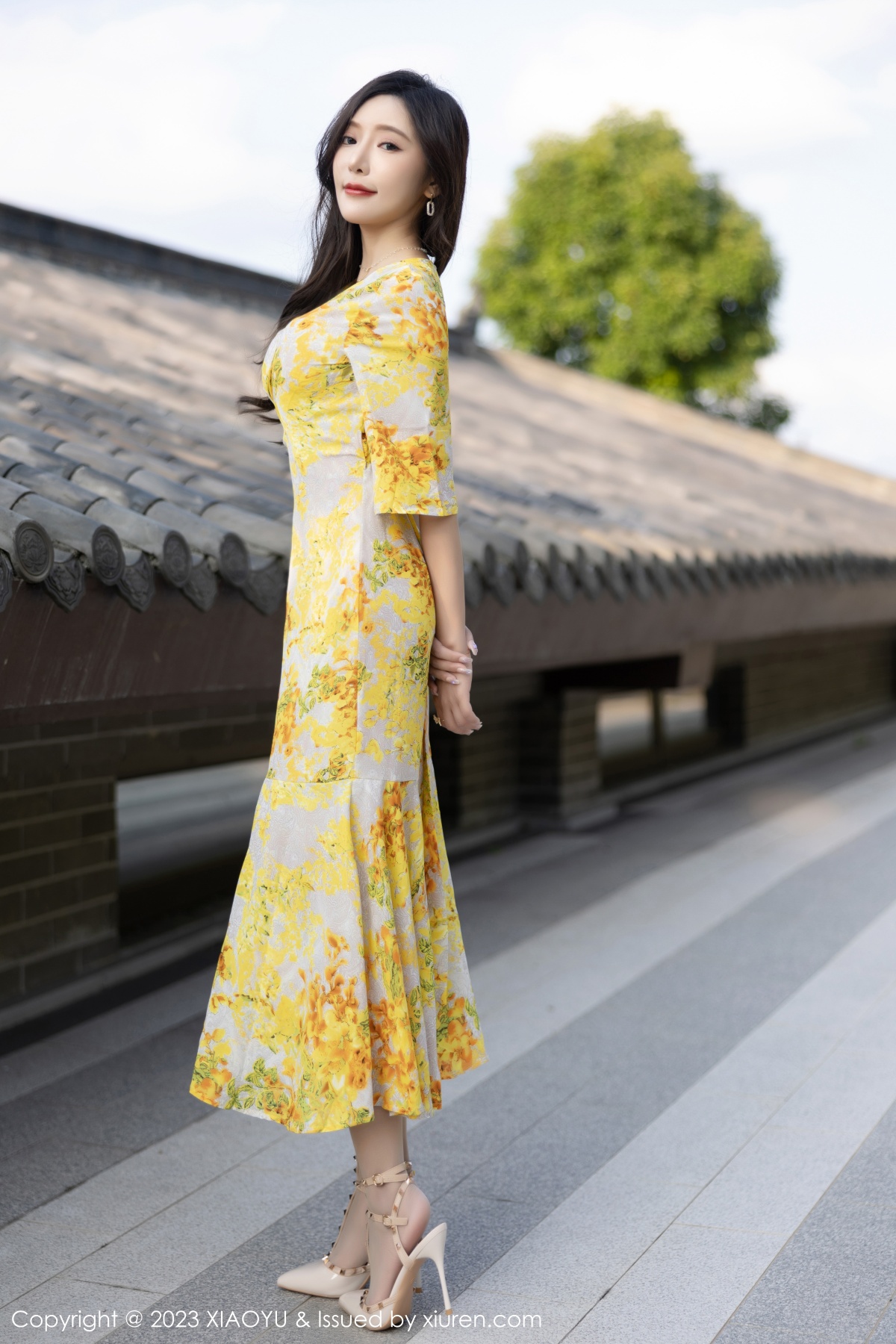 语画界 [XIAOYU] 2023.06.06 VOL.1043 王馨瑶yanni 秀人套图 第5张