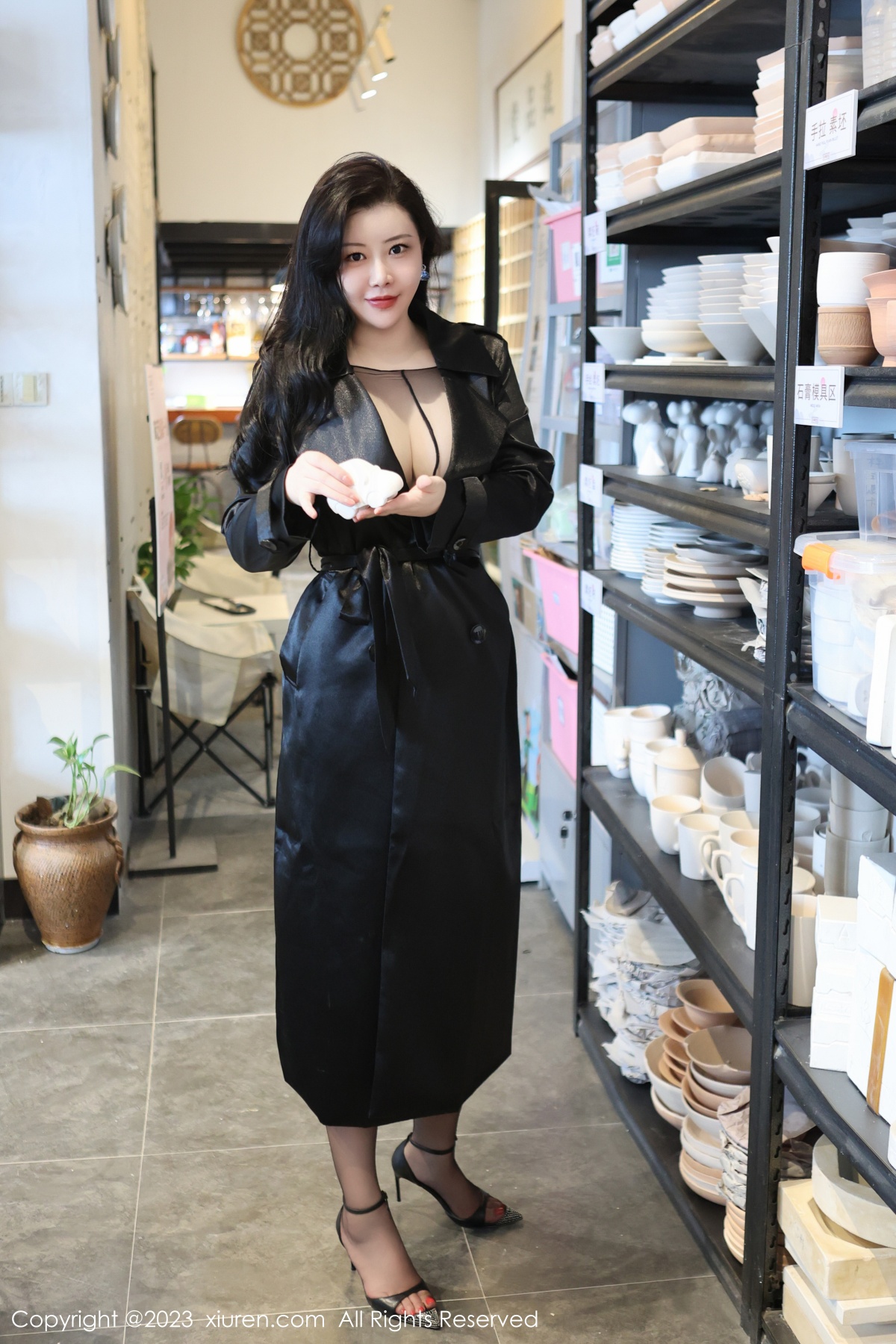 秀人 [XIUREN] 2023.04.27 王婉悠Queen 秀人套图 第2张