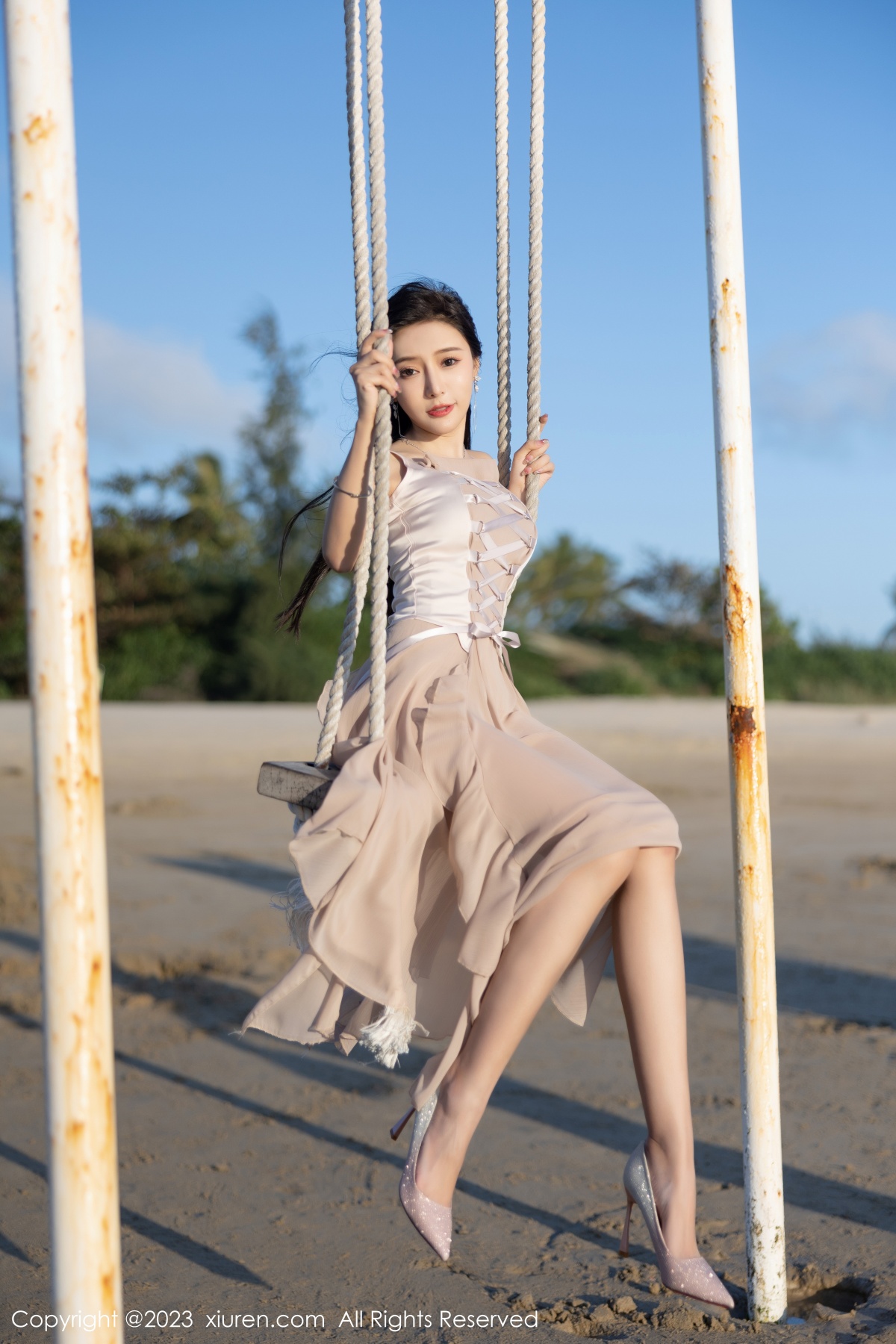 秀人 [XIUREN] 2023.04.14 王馨瑶yanni 秀人套图 第4张