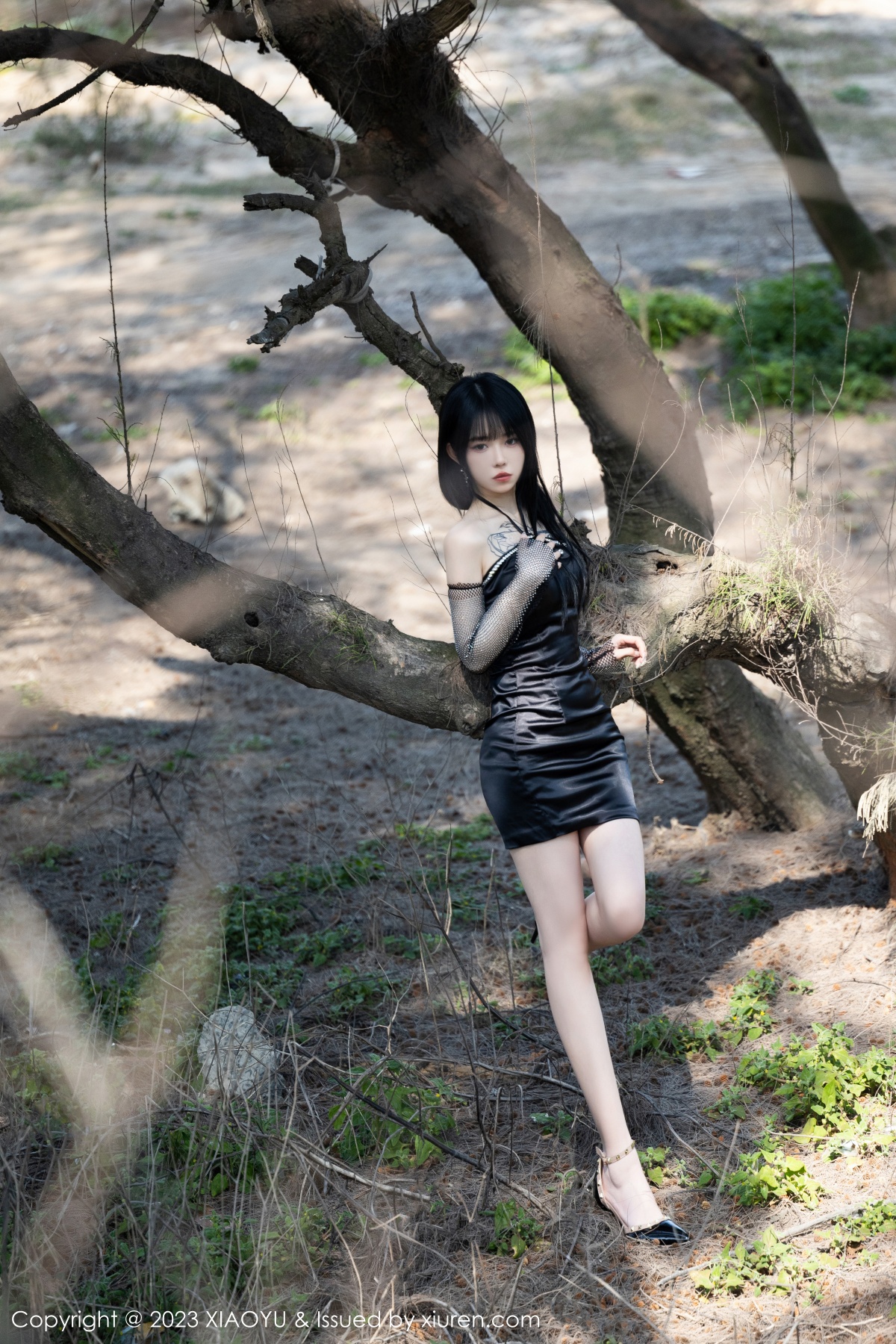 语画界 [XIAOYU] 2023.04.13 VOL.1006 奶瓶. 秀人套图 第3张