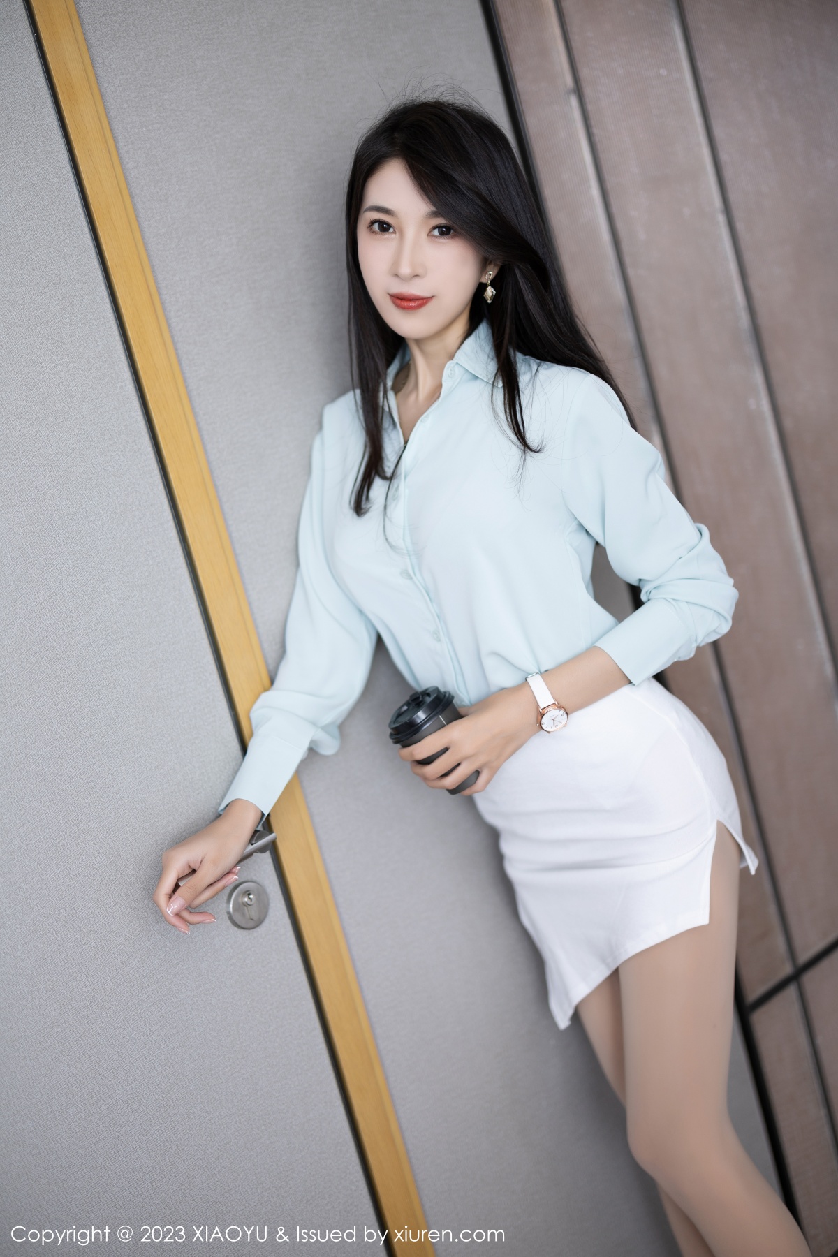 语画界 [XIAOYU] 2023.04.03 VOL.999 林乐一 秀人套图 第4张
