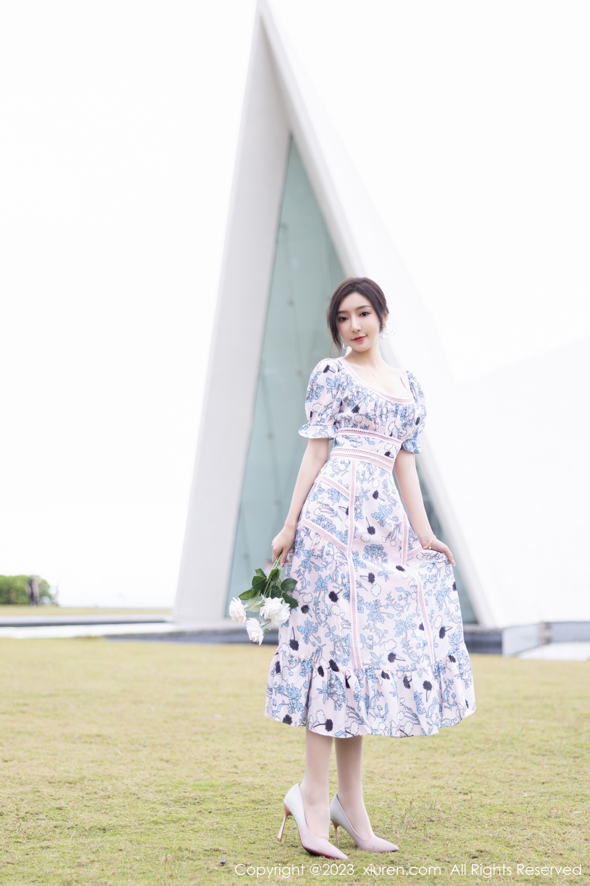 秀人 [XIUREN] 2023.03.24 王馨瑶yanni 秀人套图 第5张