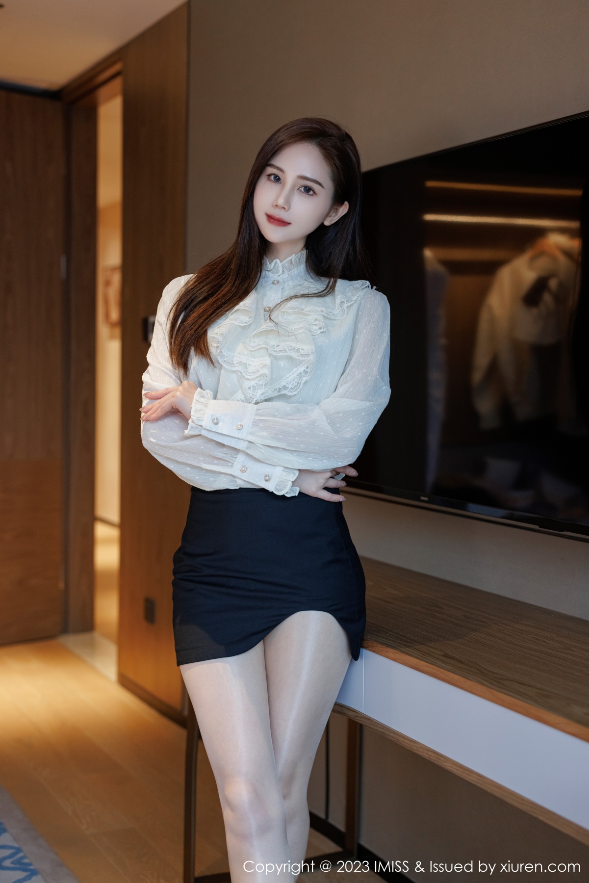 爱蜜社 [IMISS] 2023.03.13 VOL.722 SISY思 秀人套图 第3张