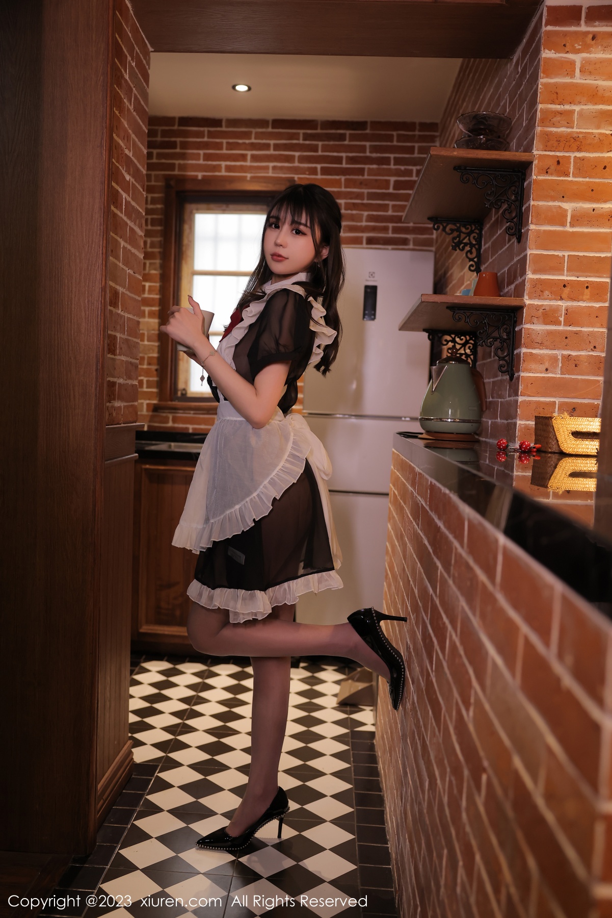 秀人 [XIUREN] 2023.02.23 tina_甜仔 秀人套图 第2张
