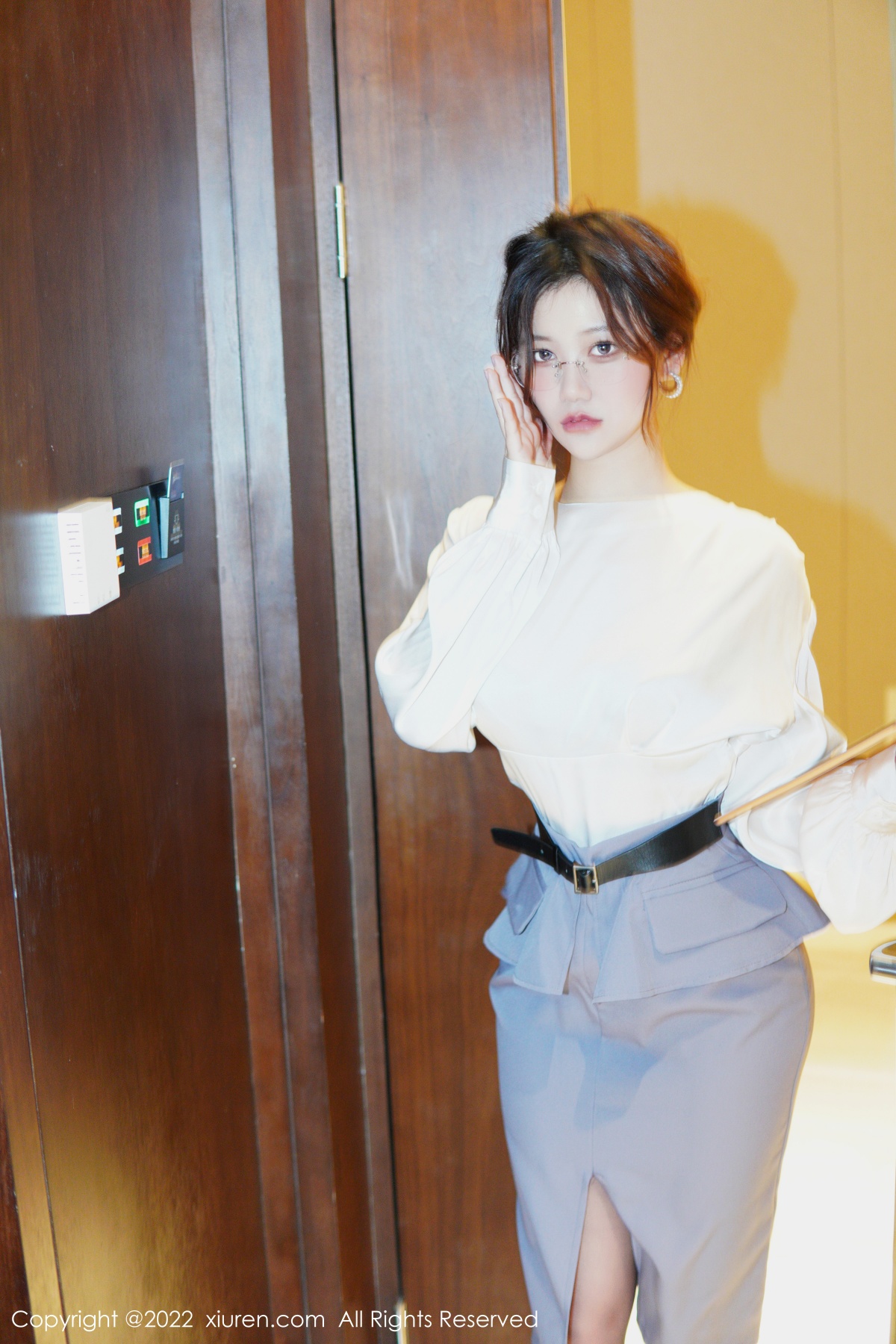秀人 [XIUREN] 2022.12.22 奈奈子 秀人套图 第2张