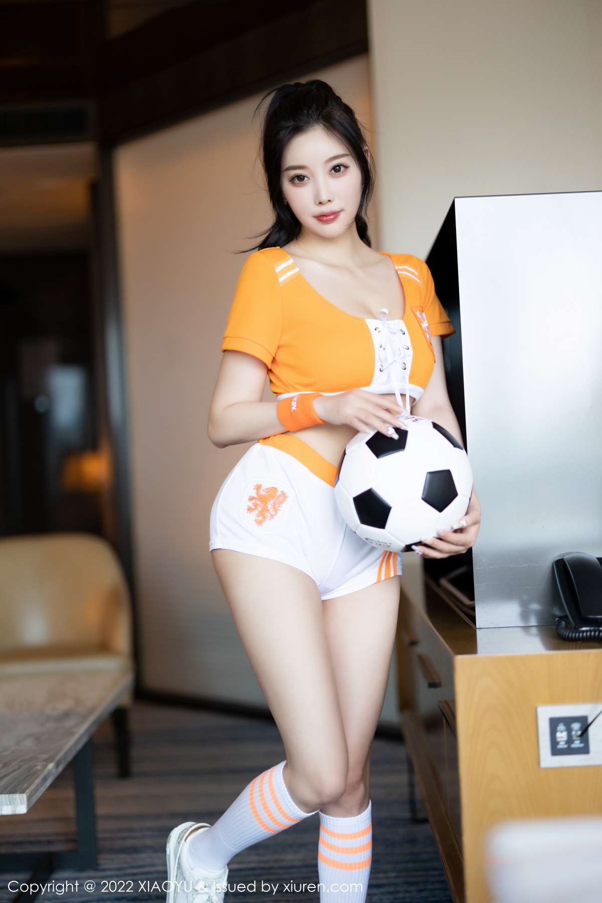语画界 [XIAOYU] 2022.11.18 VOL.907 杨晨晨Yome 秀人套图 第2张