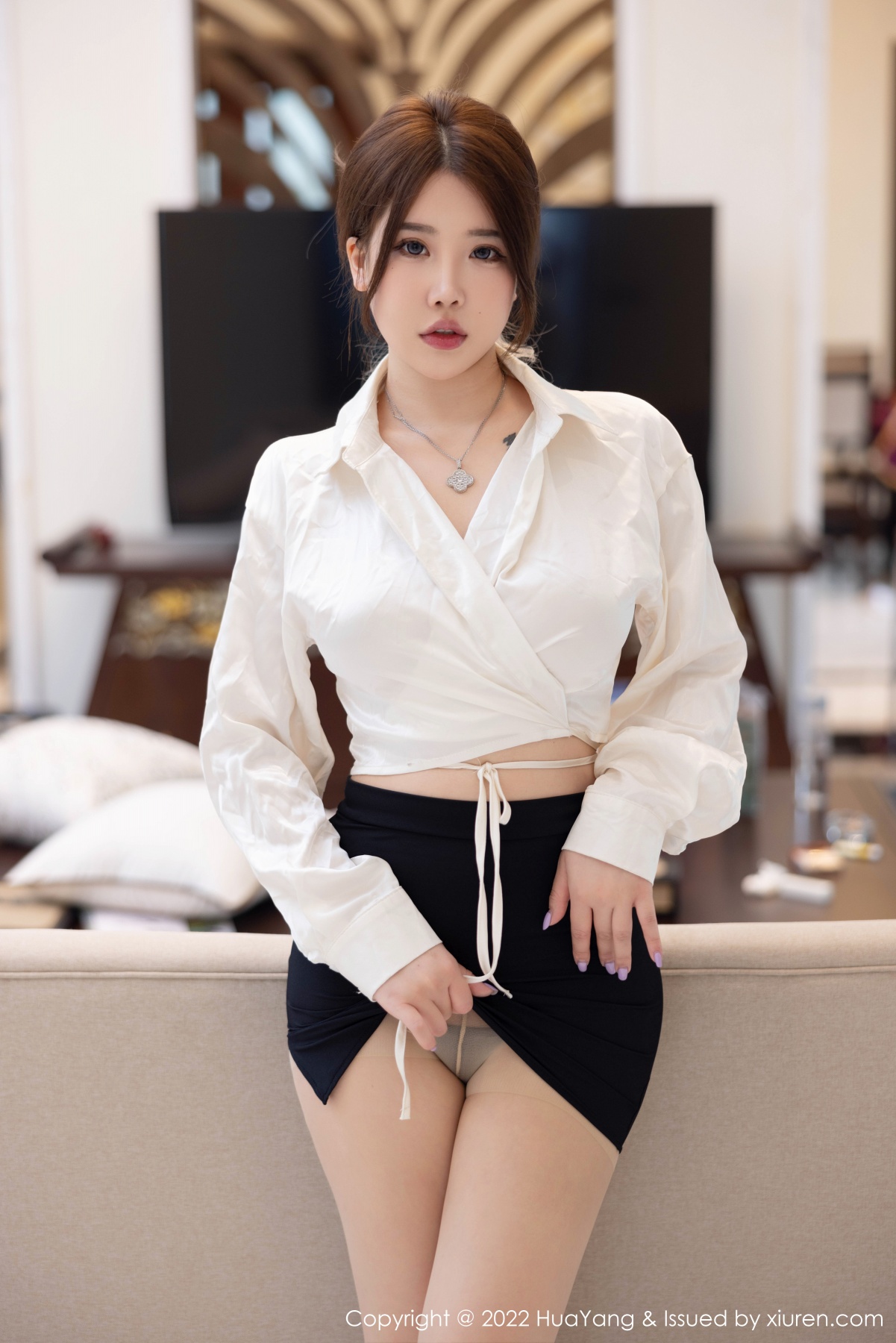 花漾show [HuaYang] 2022.11.02 VOL.516 小海臀Rena 秀人套图 第3张