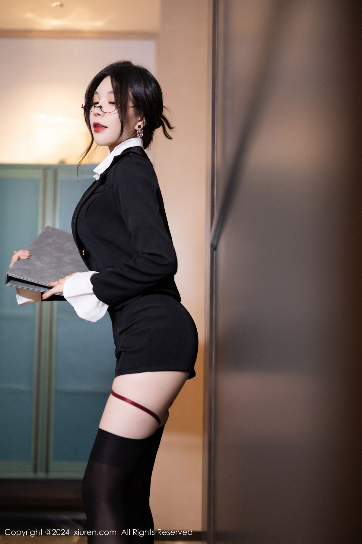 秀人 [XIUREN] 2024.04.23 徐莉芝Booty 秀人套图 第4张