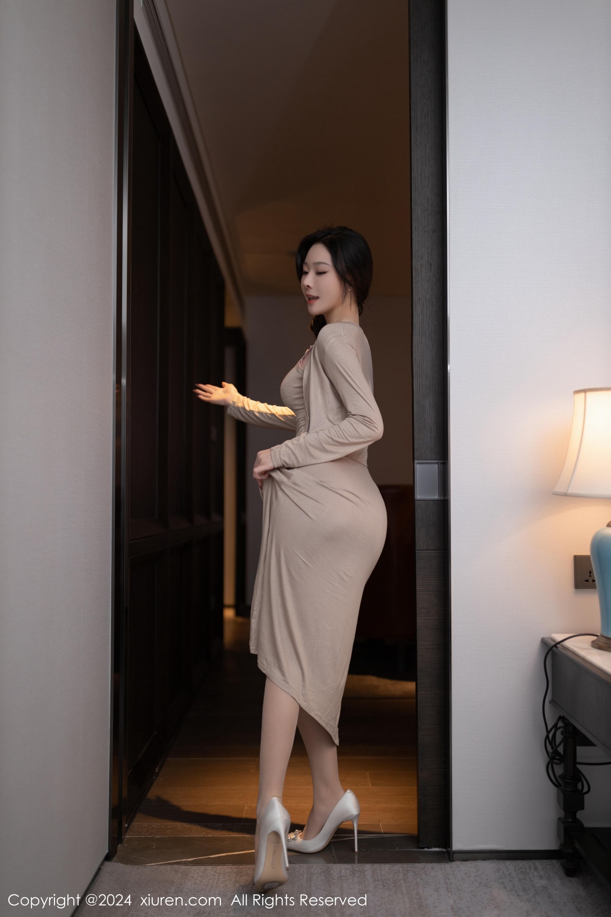 秀人 [XIUREN] 2024.04.18 小逗逗 秀人套图 第5张