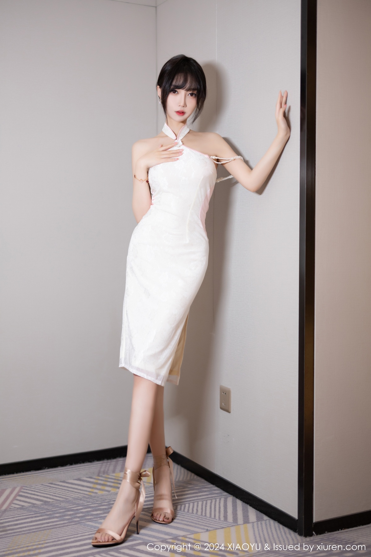 语画界 月崽 [XIAOYU] 2024.01.17 VOL.1186 玥儿玥er 秀人套图 第4张